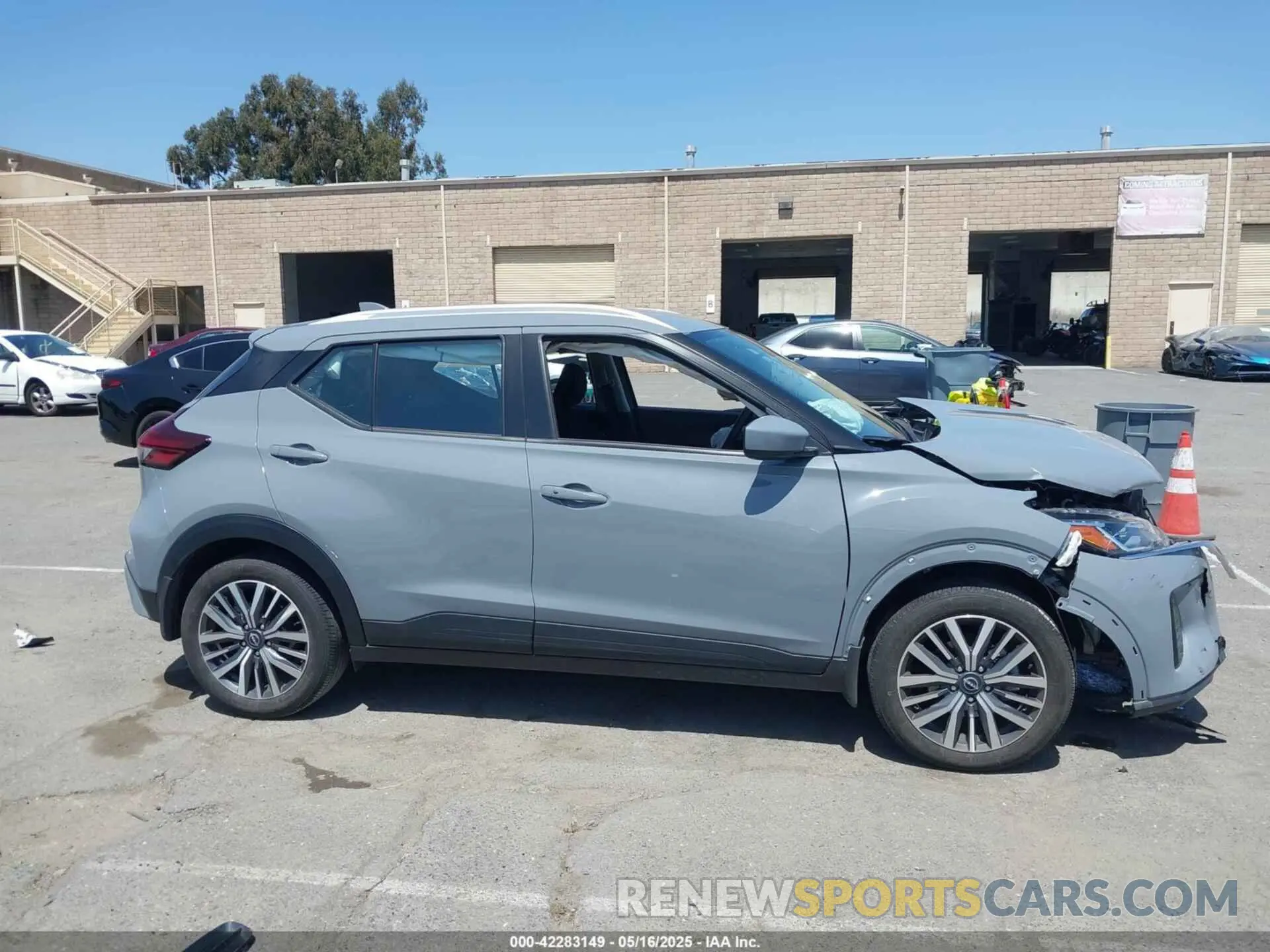 14 Фотография поврежденного автомобиля 3N1CP5CV4RL534540 NISSAN KICKS 2024