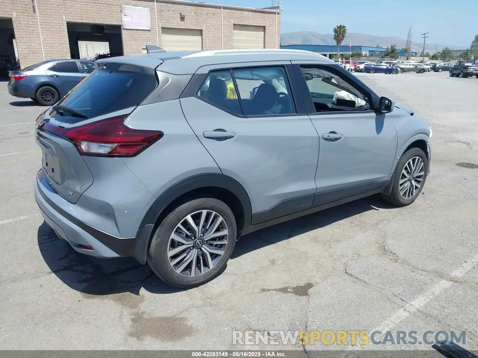 4 Фотография поврежденного автомобиля 3N1CP5CV4RL534540 NISSAN KICKS 2024