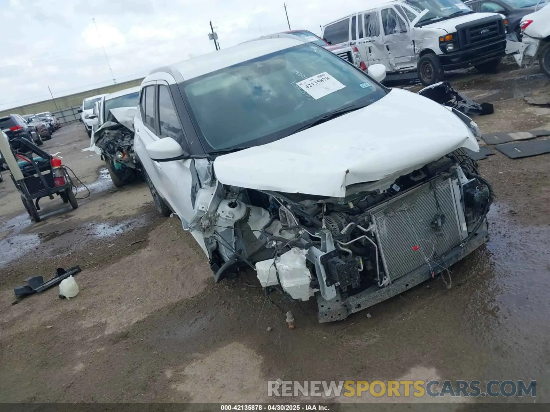 1 Photograph of a damaged car 3N1CP5CV5RL481671 NISSAN KICKS 2024