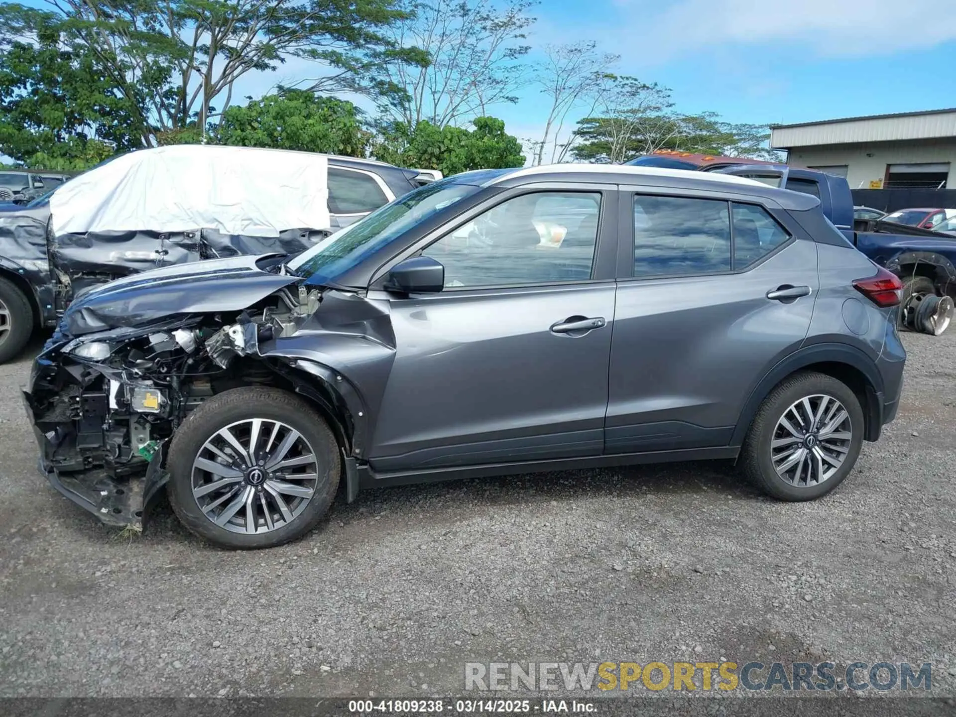 14 Photograph of a damaged car 3N1CP5CV5RL504477 NISSAN KICKS 2024