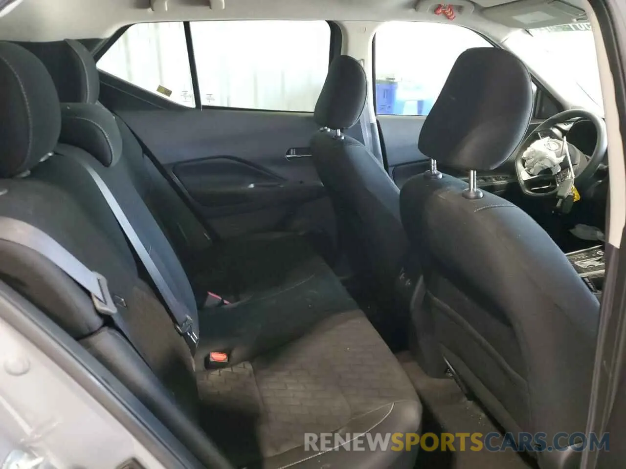 10 Photograph of a damaged car 3N1CP5CV6RL480805 NISSAN KICKS 2024