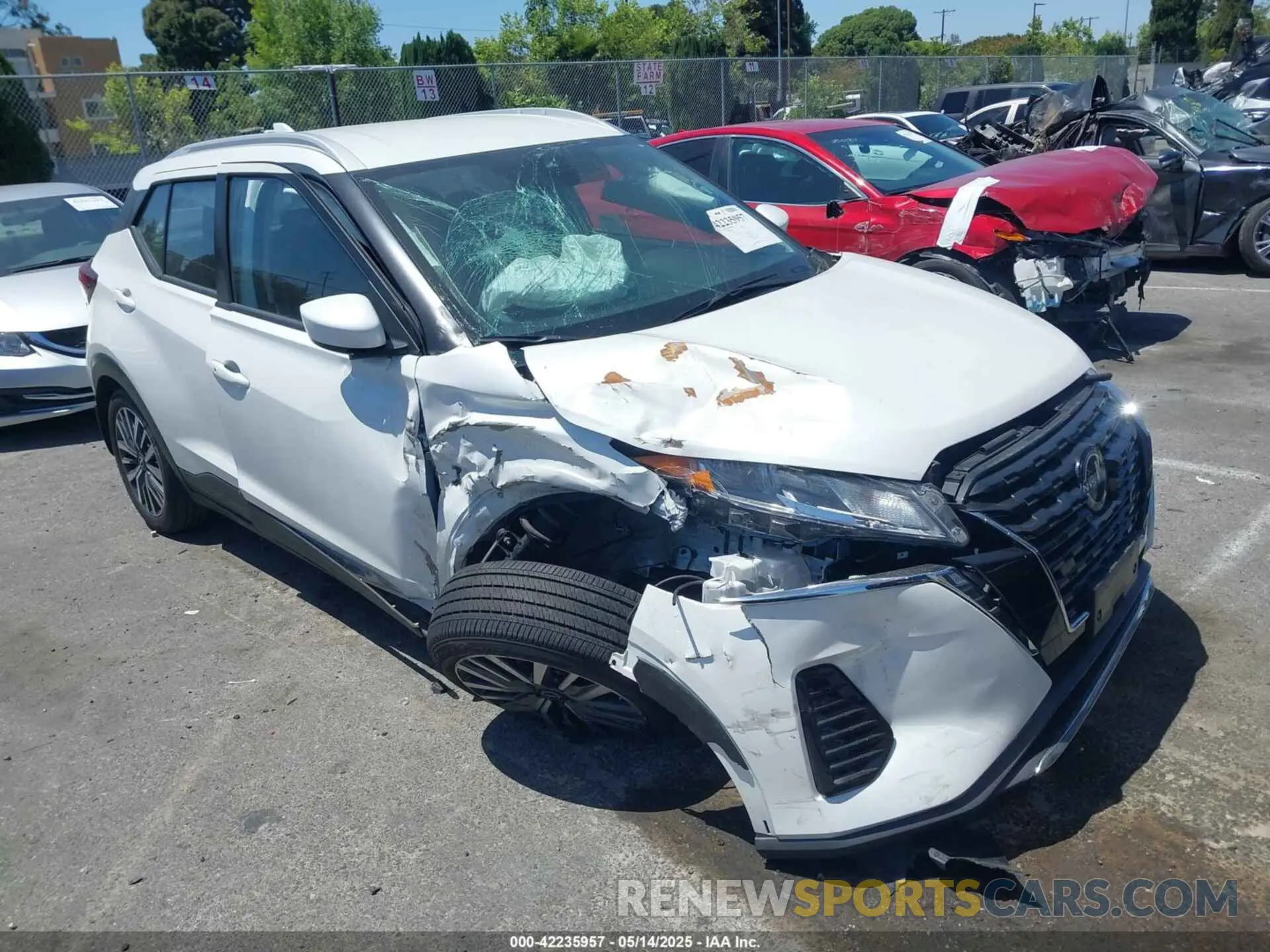 1 Фотография поврежденного автомобиля 3N1CP5CV7RL493174 NISSAN KICKS 2024