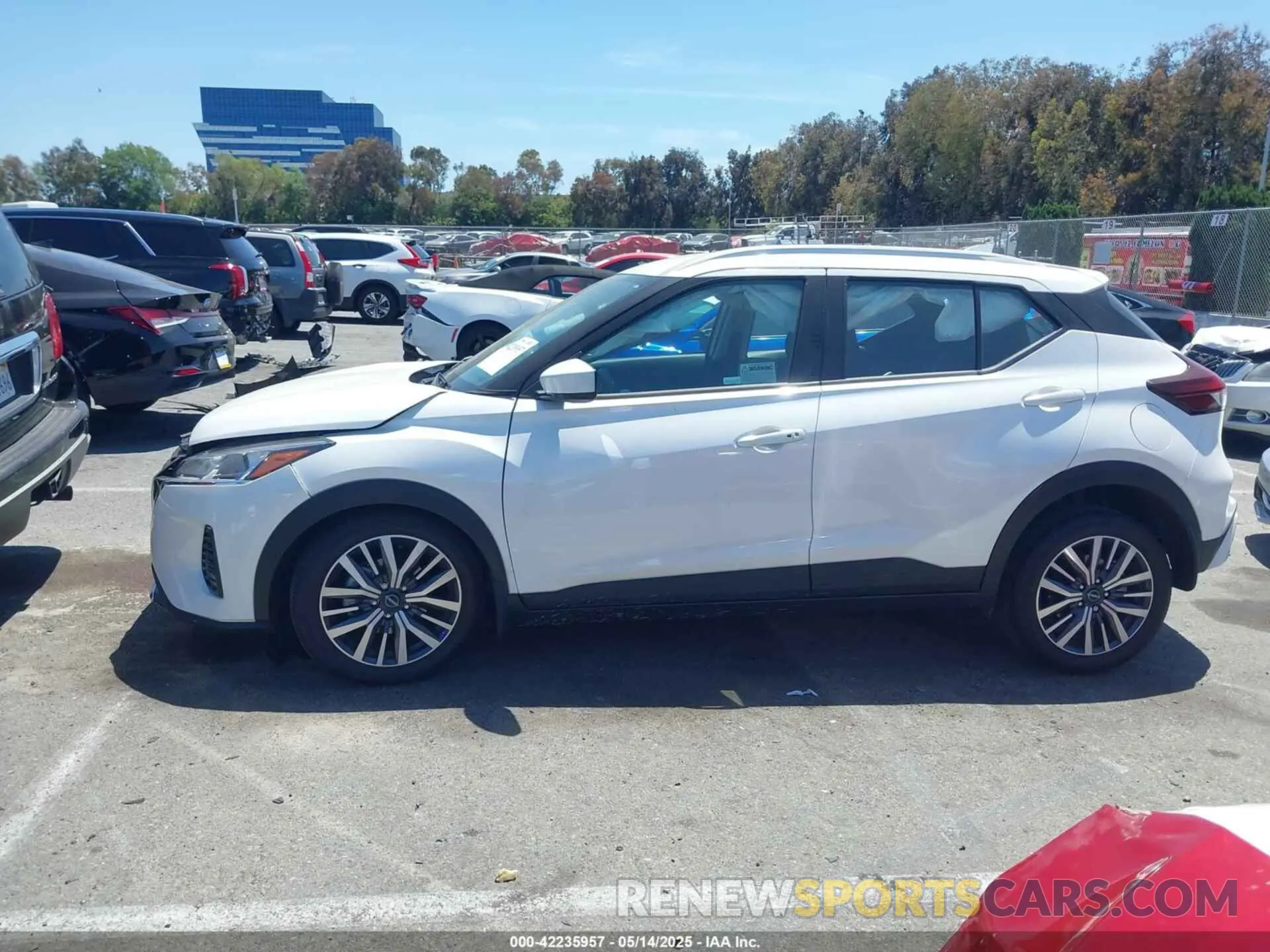 14 Фотография поврежденного автомобиля 3N1CP5CV7RL493174 NISSAN KICKS 2024
