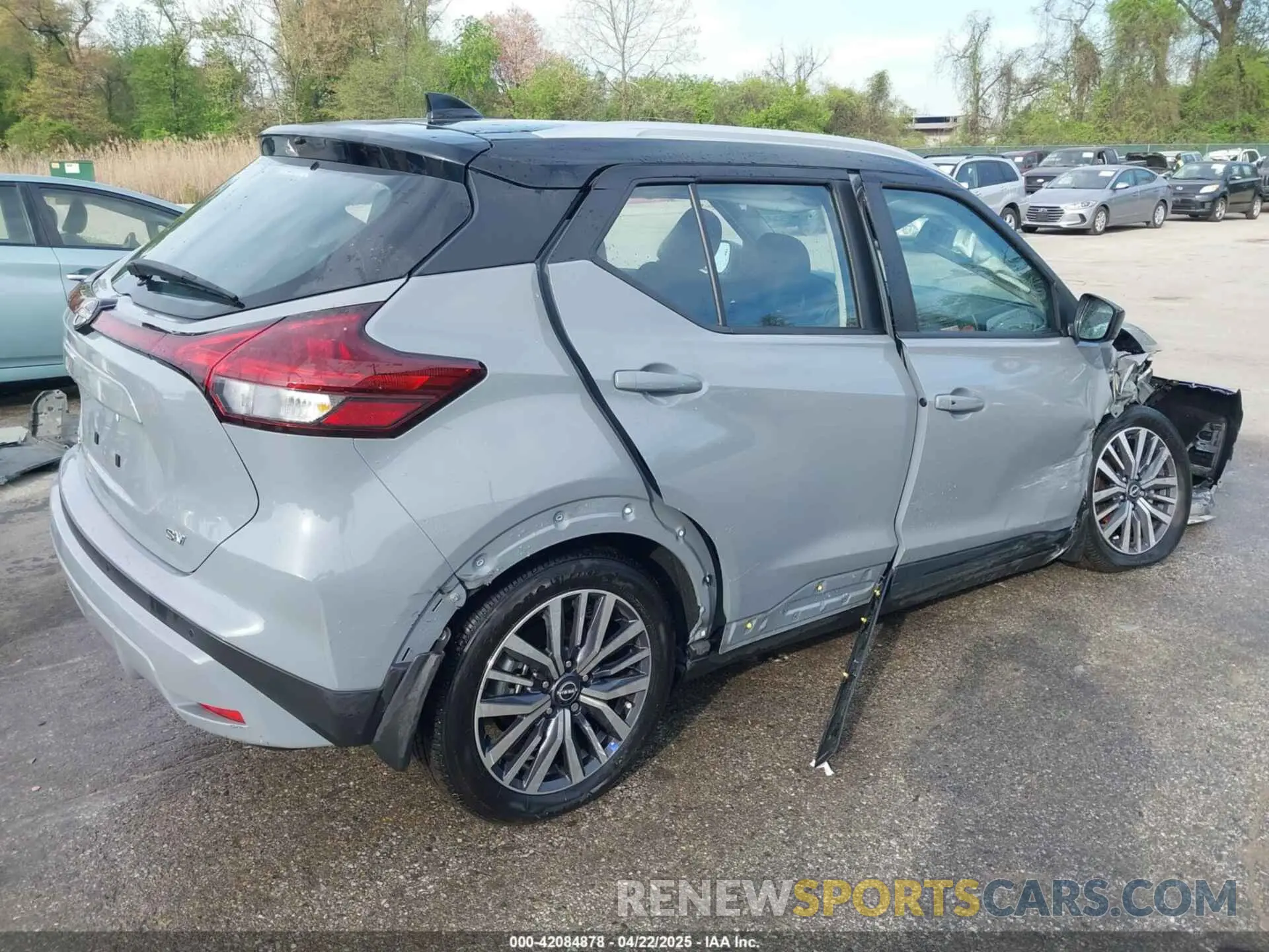 18 Photograph of a damaged car 3N1CP5CV9RL503140 NISSAN KICKS 2024