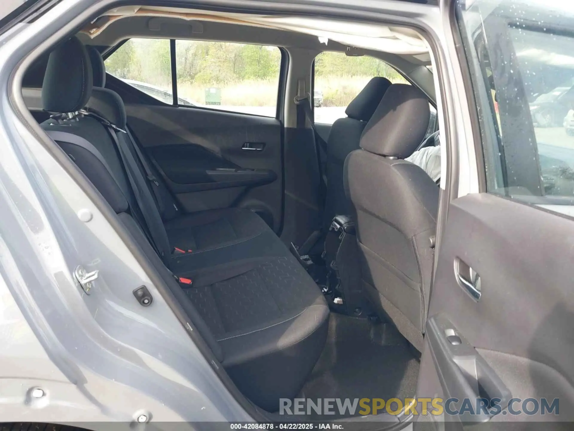 8 Photograph of a damaged car 3N1CP5CV9RL503140 NISSAN KICKS 2024