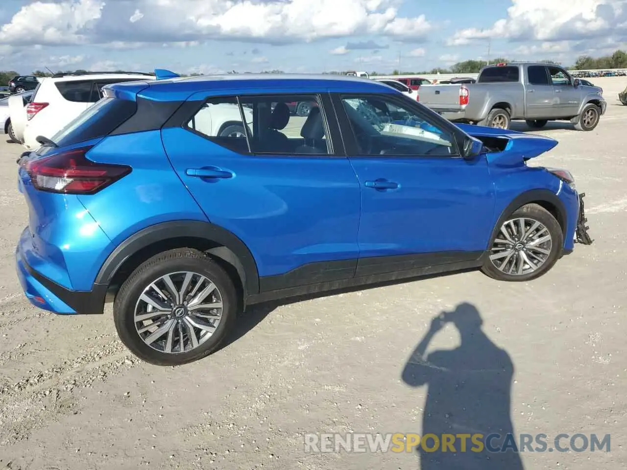 3 Photograph of a damaged car 3N1CP5CV9RL549258 NISSAN KICKS 2024