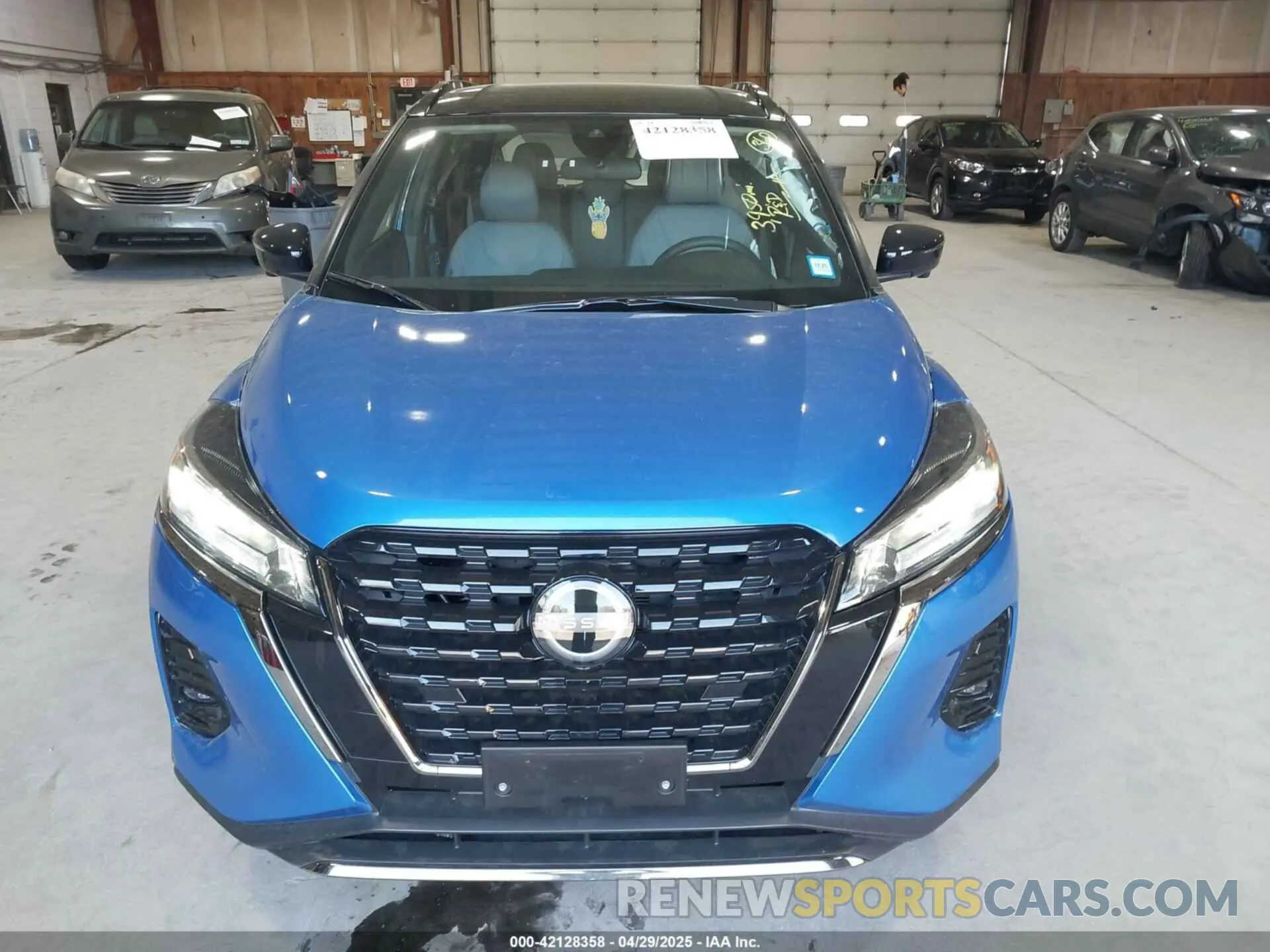 12 Фотография поврежденного автомобиля 3N1CP5DV0RL567775 NISSAN KICKS 2024