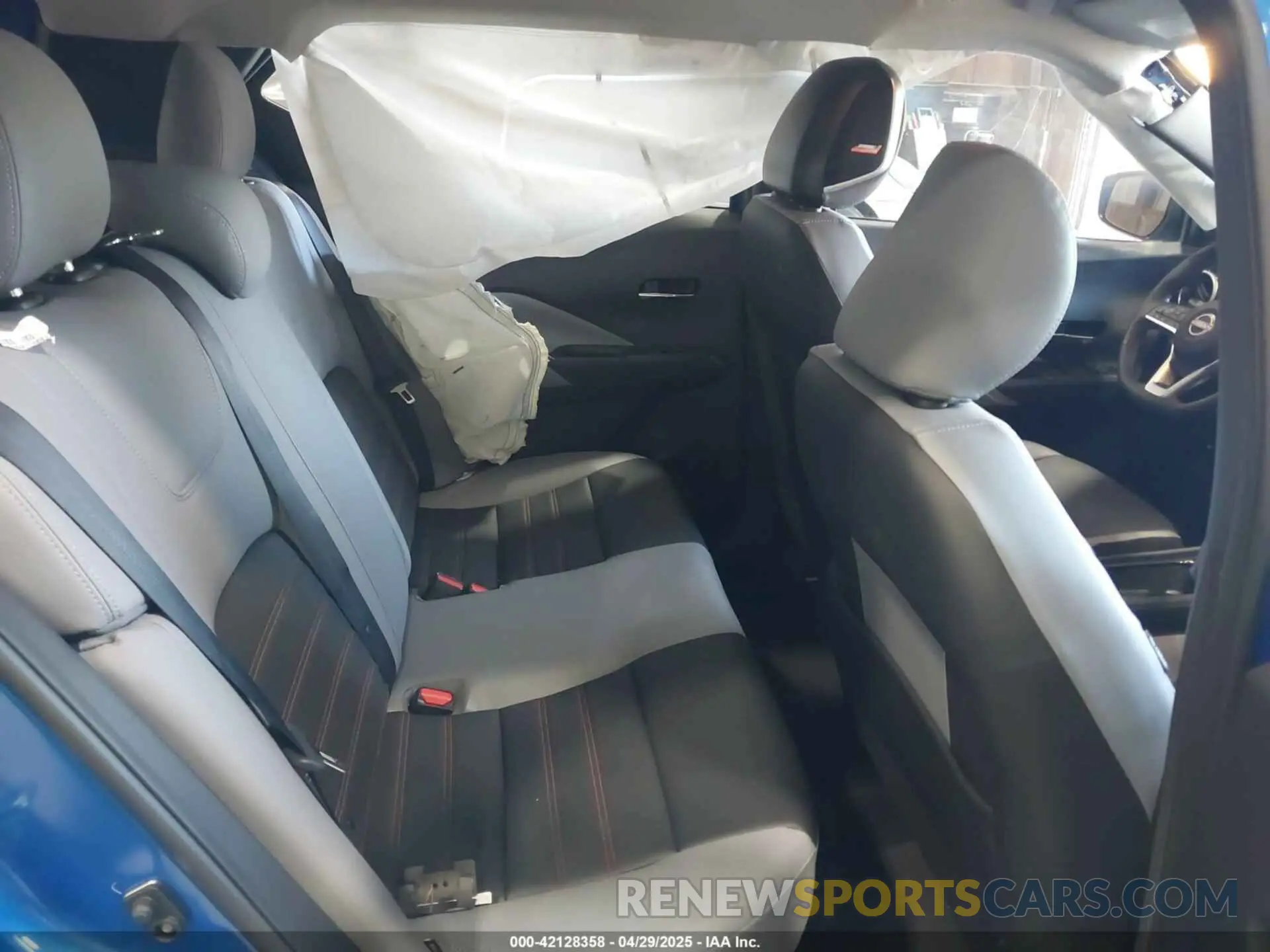 8 Фотография поврежденного автомобиля 3N1CP5DV0RL567775 NISSAN KICKS 2024