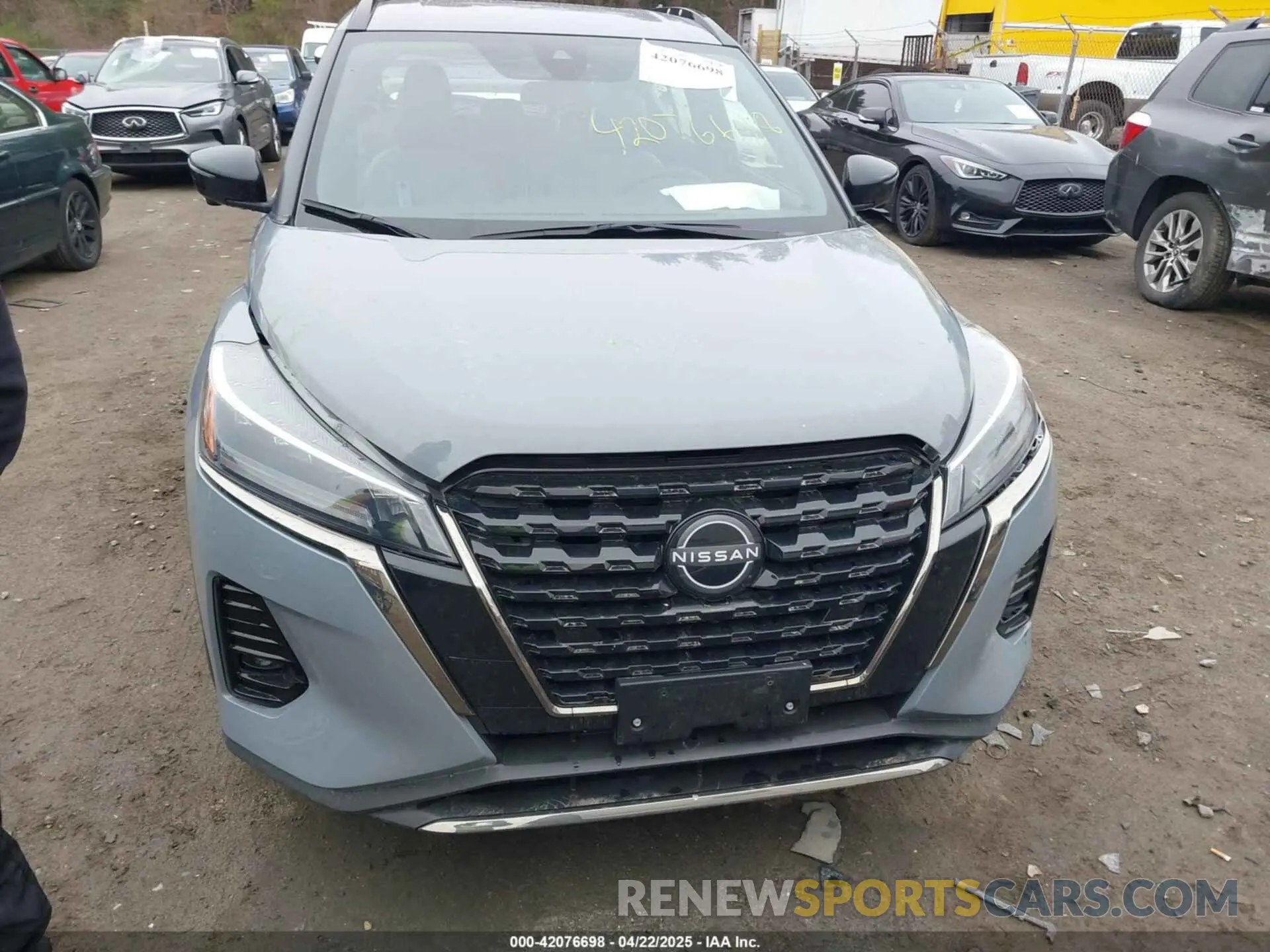 11 Photograph of a damaged car 3N1CP5DV1RL553397 NISSAN KICKS 2024