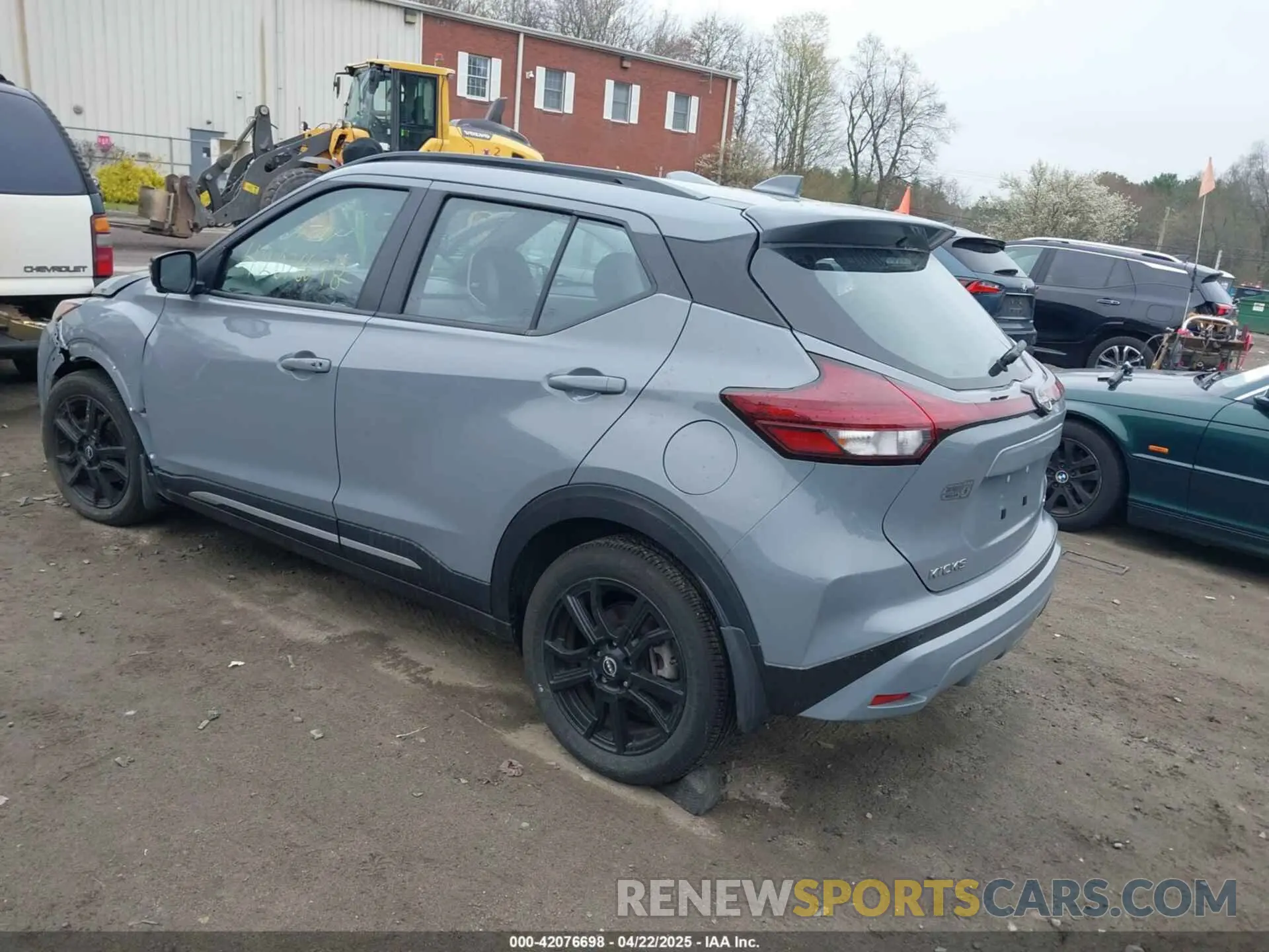 3 Photograph of a damaged car 3N1CP5DV1RL553397 NISSAN KICKS 2024