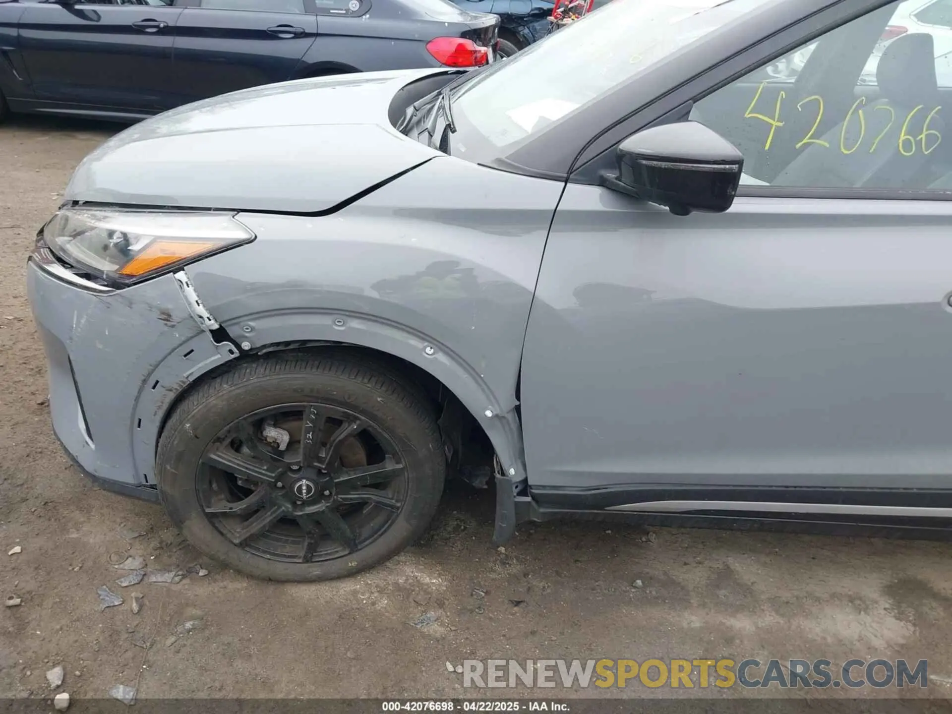 6 Photograph of a damaged car 3N1CP5DV1RL553397 NISSAN KICKS 2024