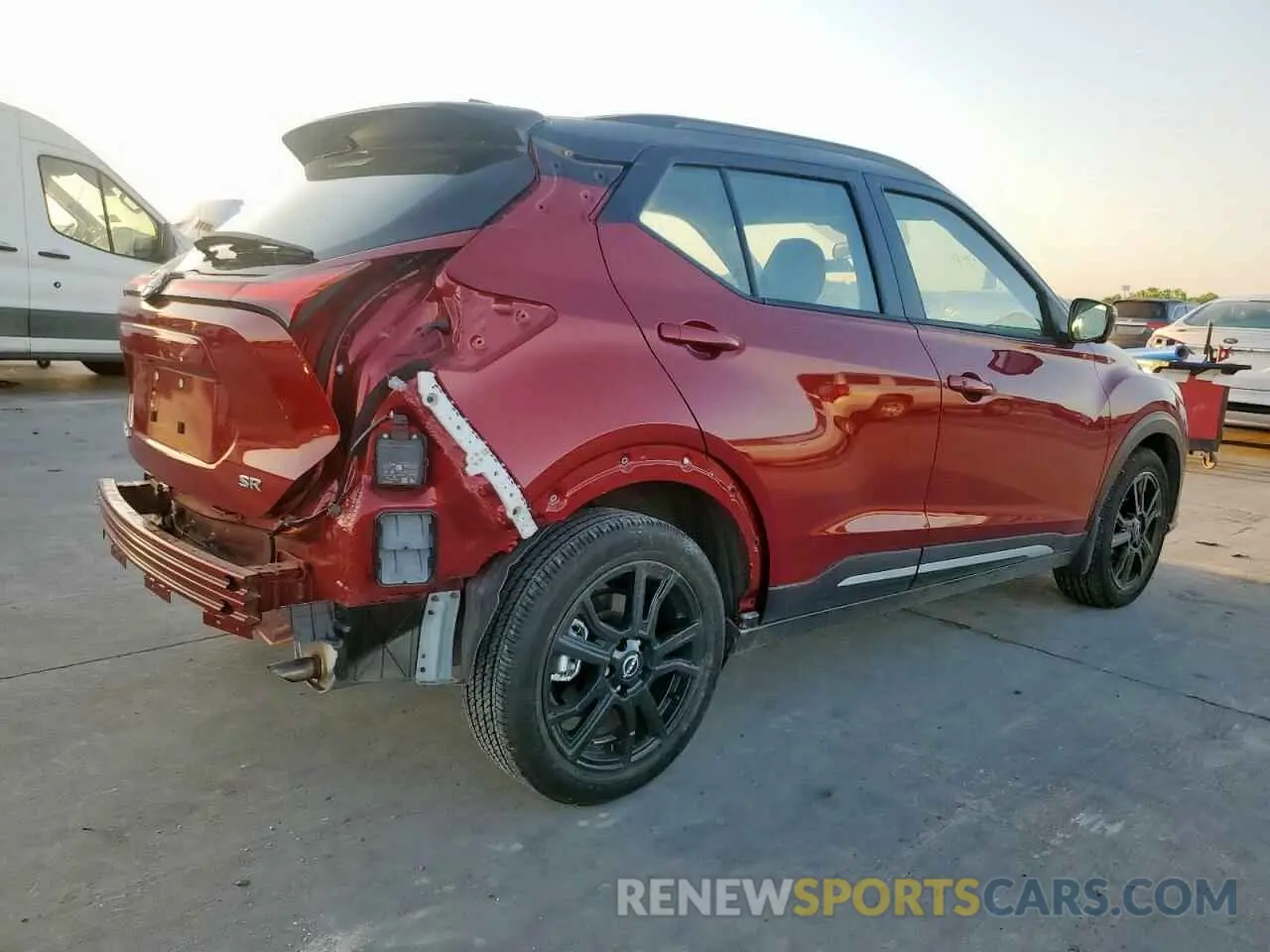 3 Фотография поврежденного автомобиля 3N1CP5DV2RL558317 NISSAN KICKS 2024