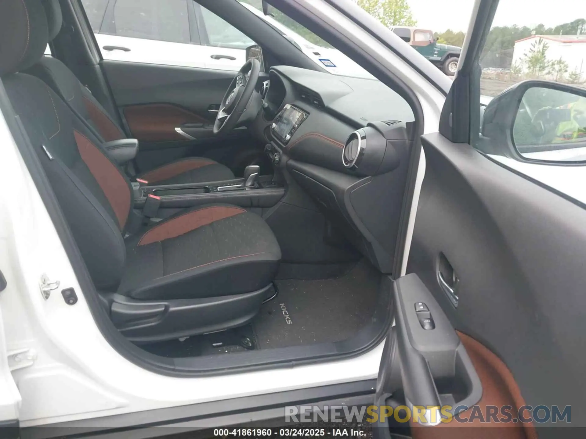 5 Фотография поврежденного автомобиля 3N1CP5DV3RL482106 NISSAN KICKS 2024