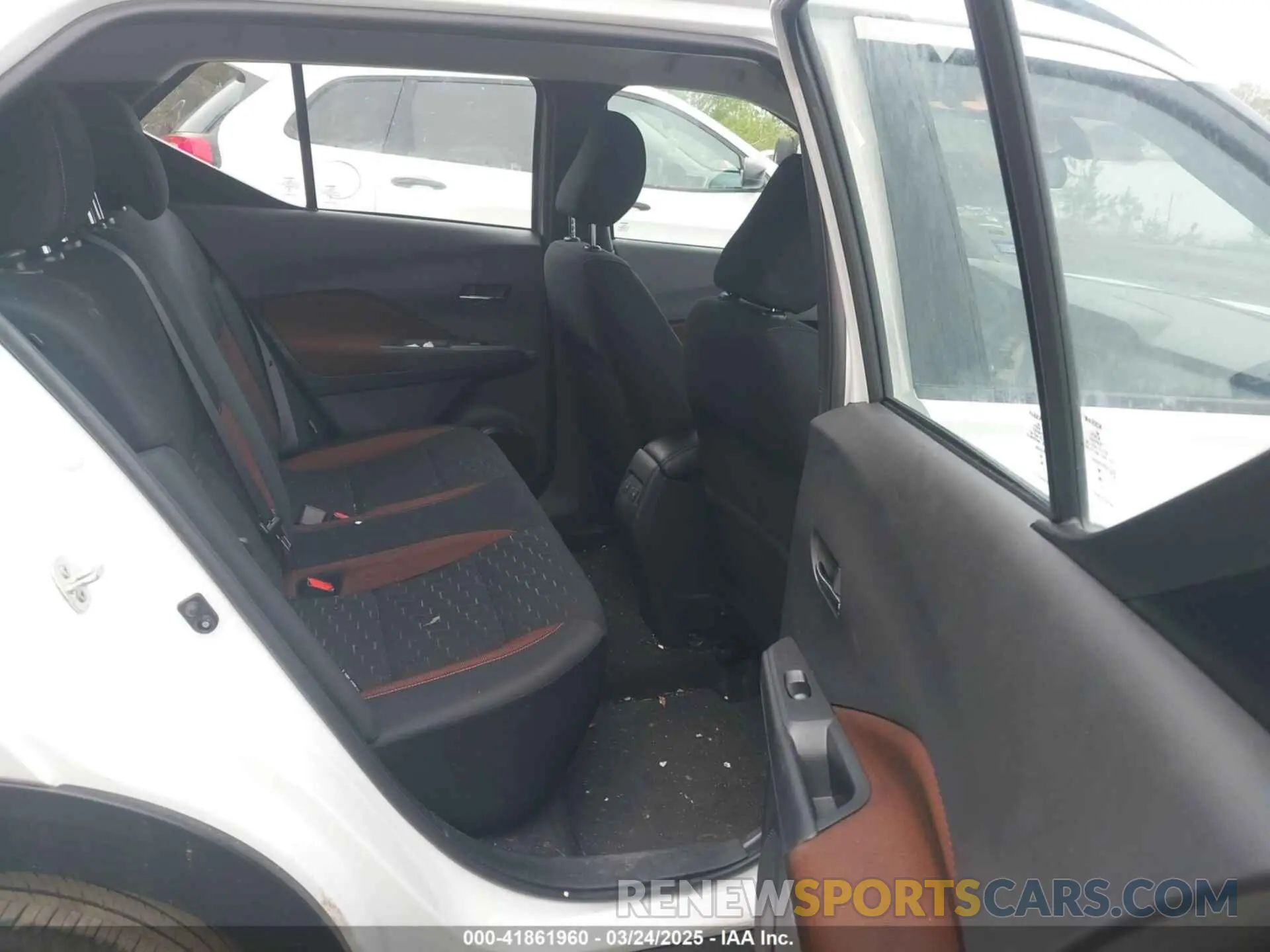 8 Фотография поврежденного автомобиля 3N1CP5DV3RL482106 NISSAN KICKS 2024