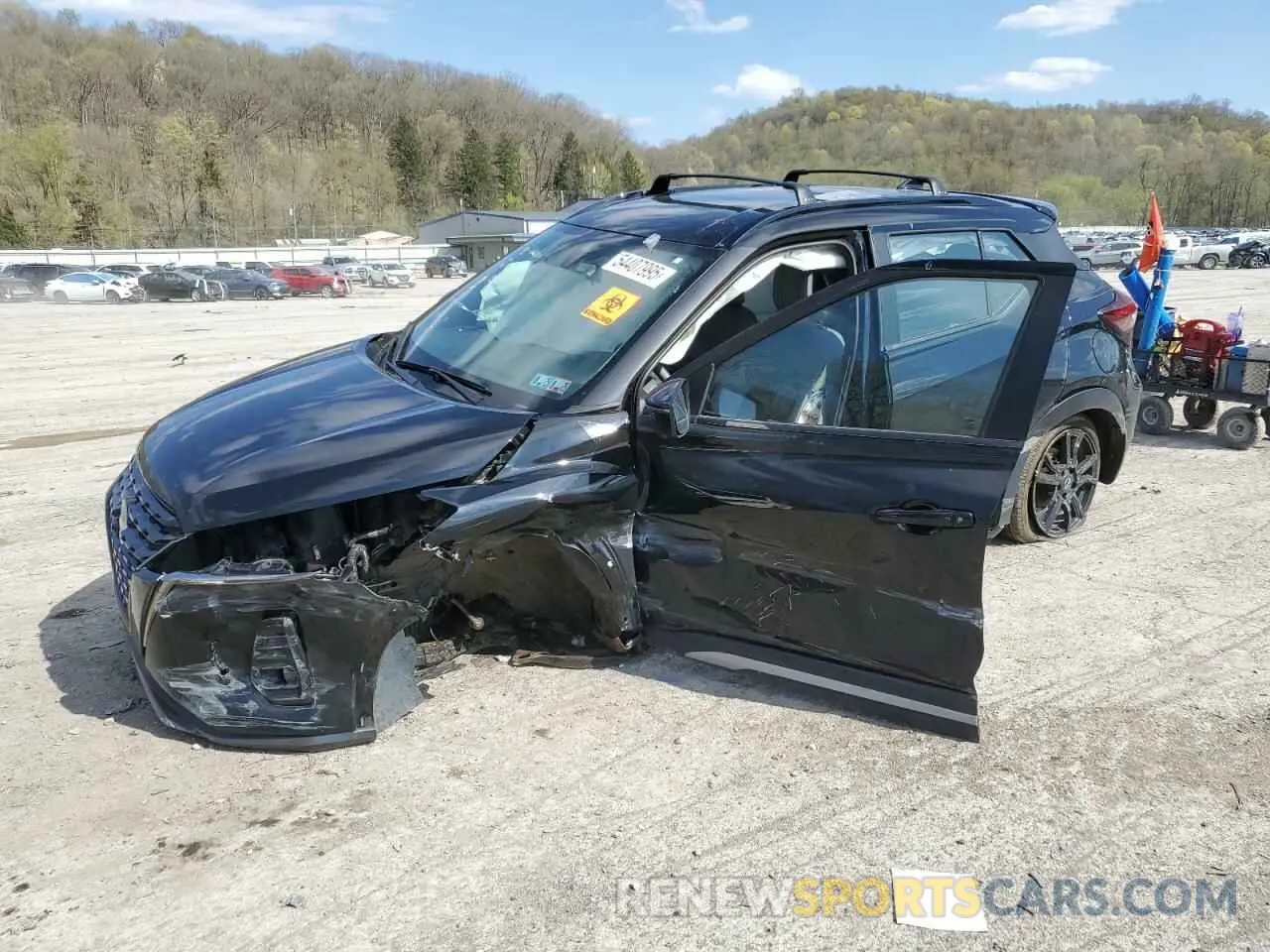 1 Photograph of a damaged car 3N1CP5DV3RL483370 NISSAN KICKS 2024