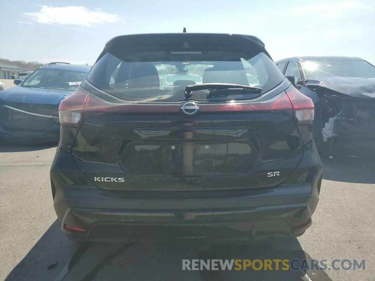 6 Photograph of a damaged car 3N1CP5DV3RL492425 NISSAN KICKS 2024