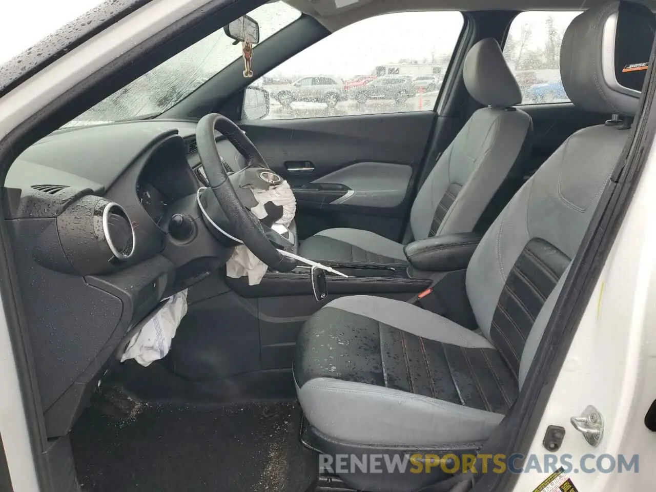 7 Фотография поврежденного автомобиля 3N1CP5DV3RL570699 NISSAN KICKS 2024
