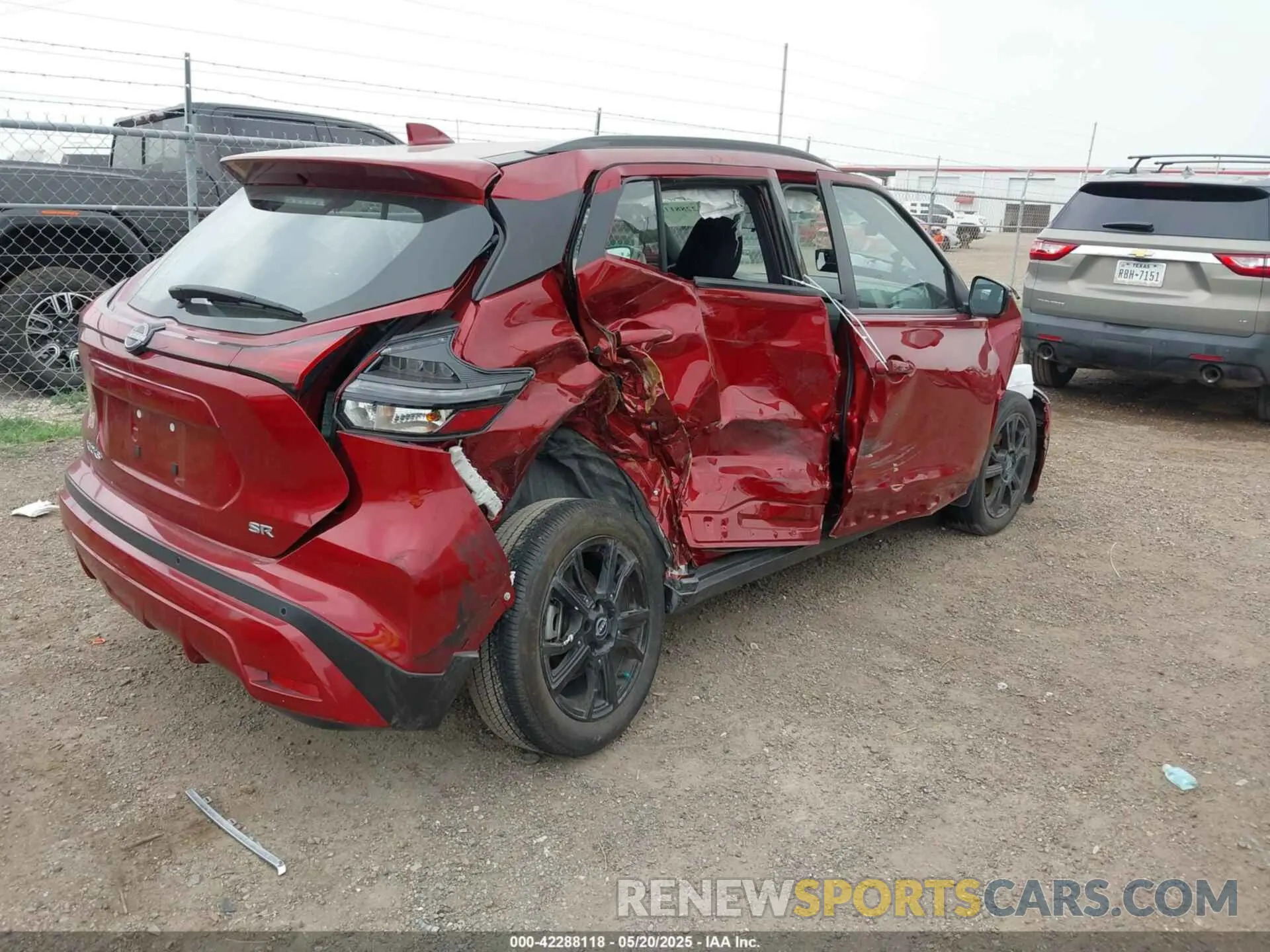 4 Photograph of a damaged car 3N1CP5DV4RL500838 NISSAN KICKS 2024