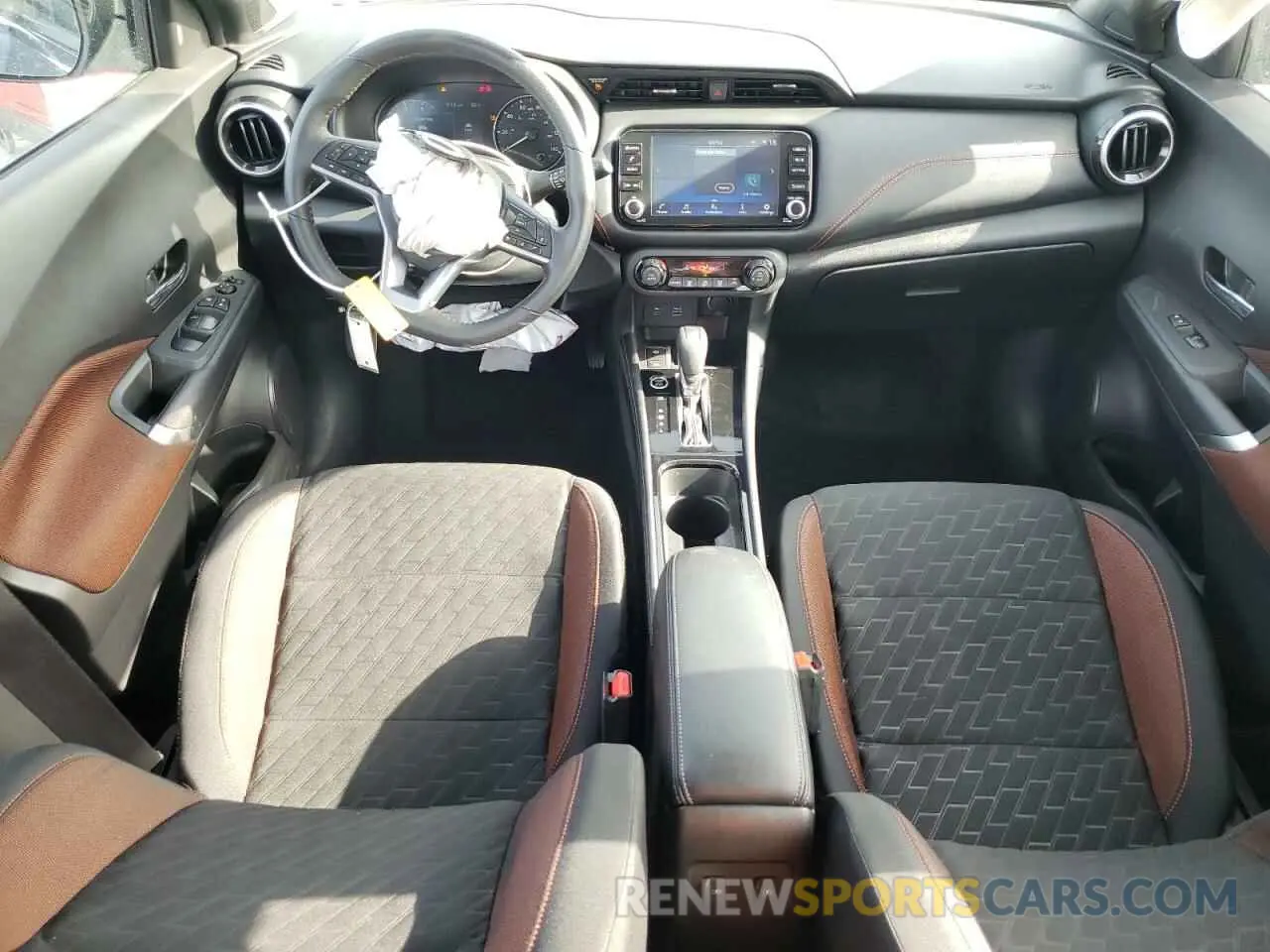 8 Фотография поврежденного автомобиля 3N1CP5DV6RL469902 NISSAN KICKS 2024