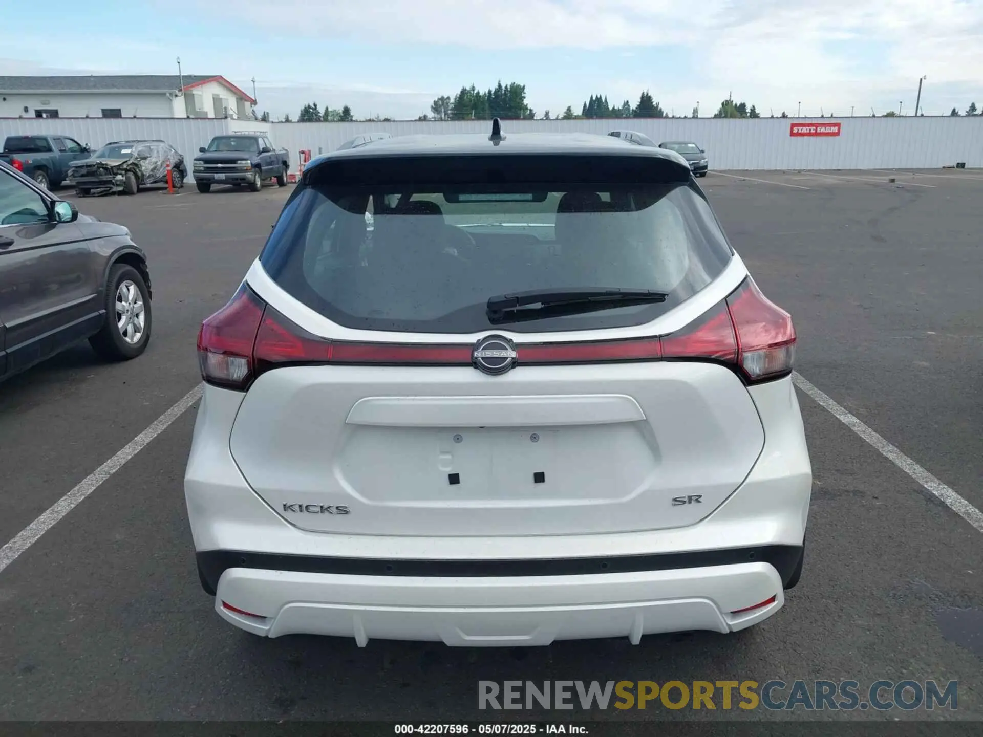 16 Фотография поврежденного автомобиля 3N1CP5DV6RL560300 NISSAN KICKS 2024