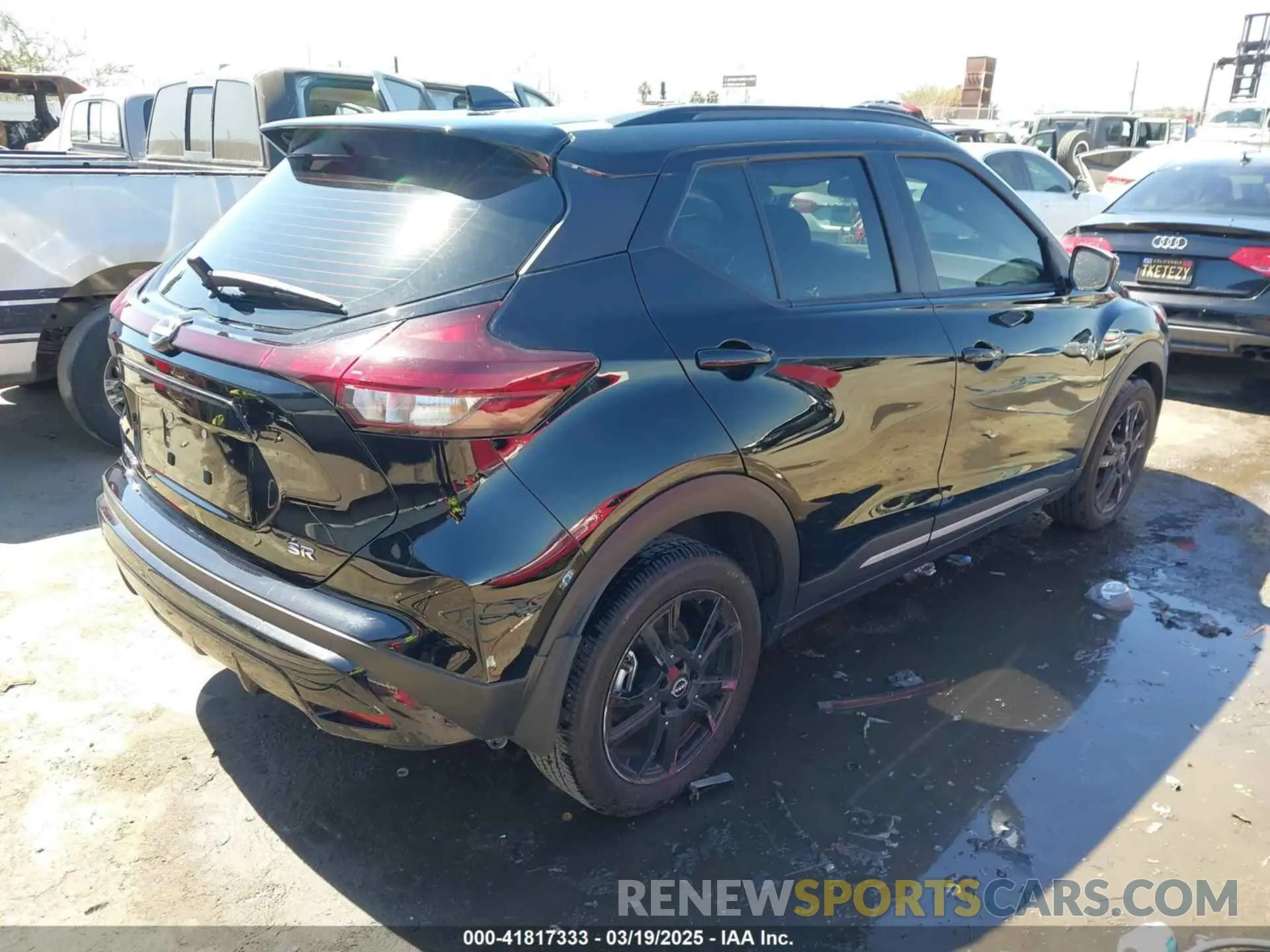 4 Photograph of a damaged car 3N1CP5DV7RL490435 NISSAN KICKS 2024