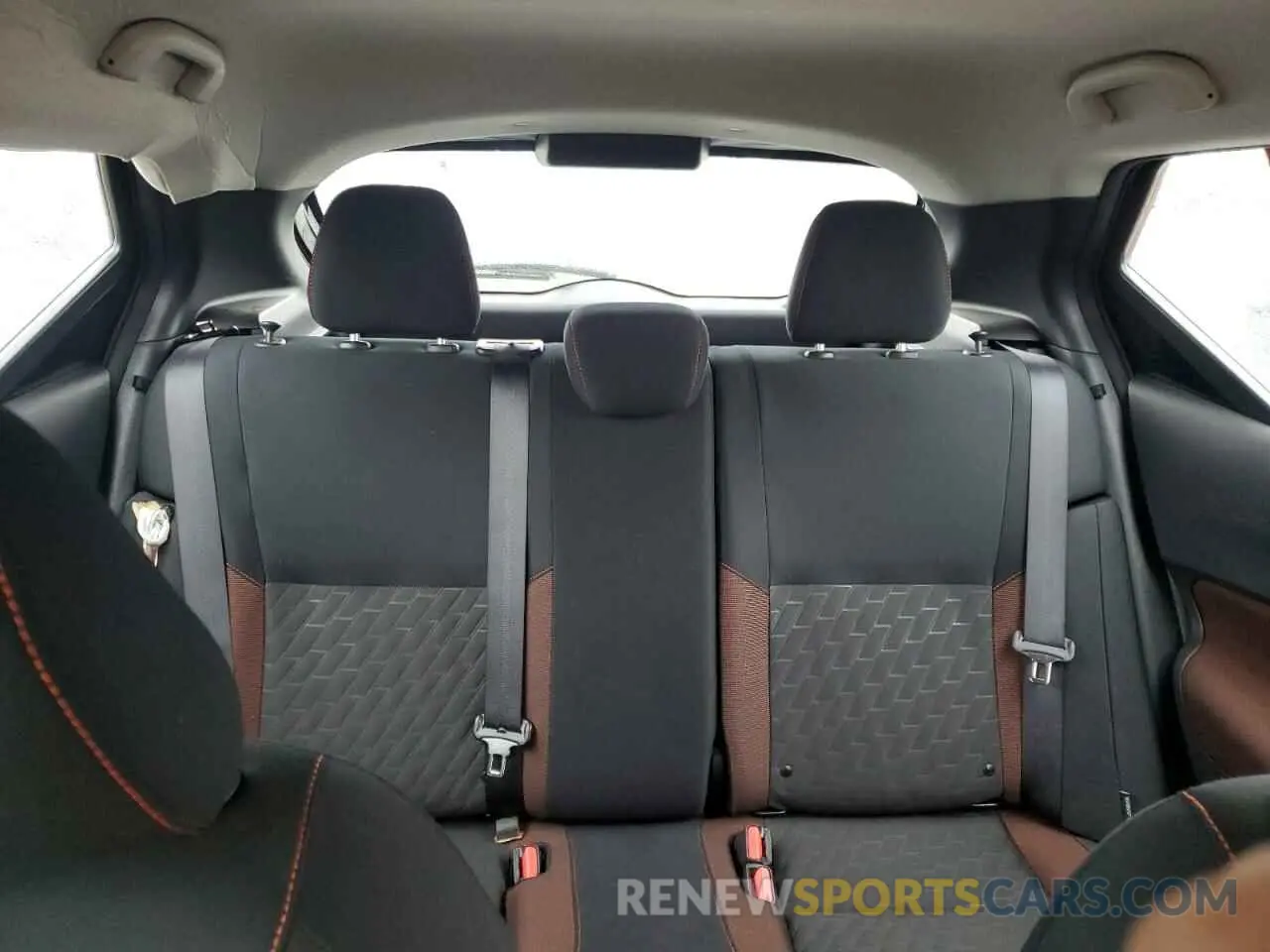 10 Photograph of a damaged car 3N1CP5DV8RL513351 NISSAN KICKS 2024