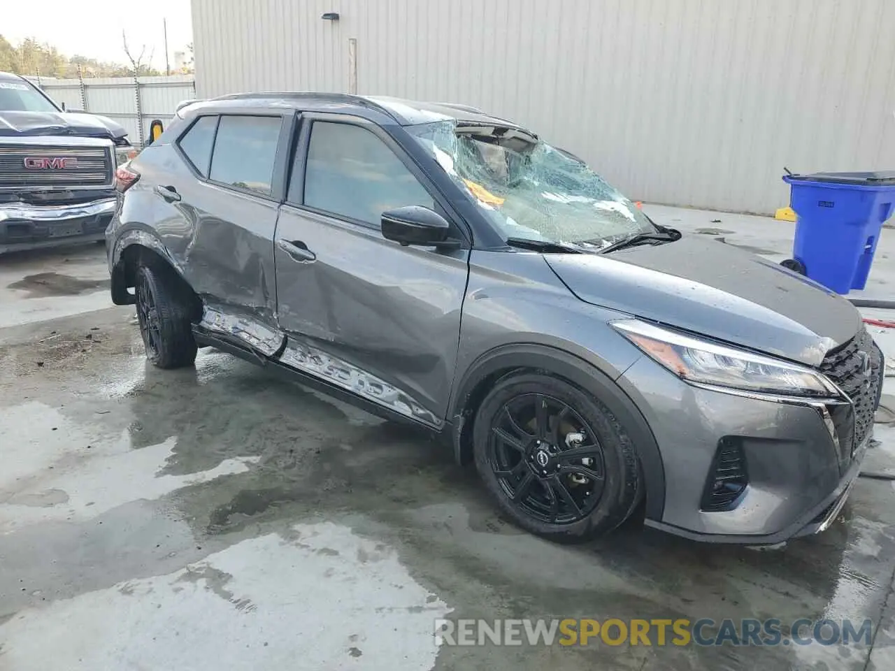 4 Photograph of a damaged car 3N1CP5DV8RL556510 NISSAN KICKS 2024