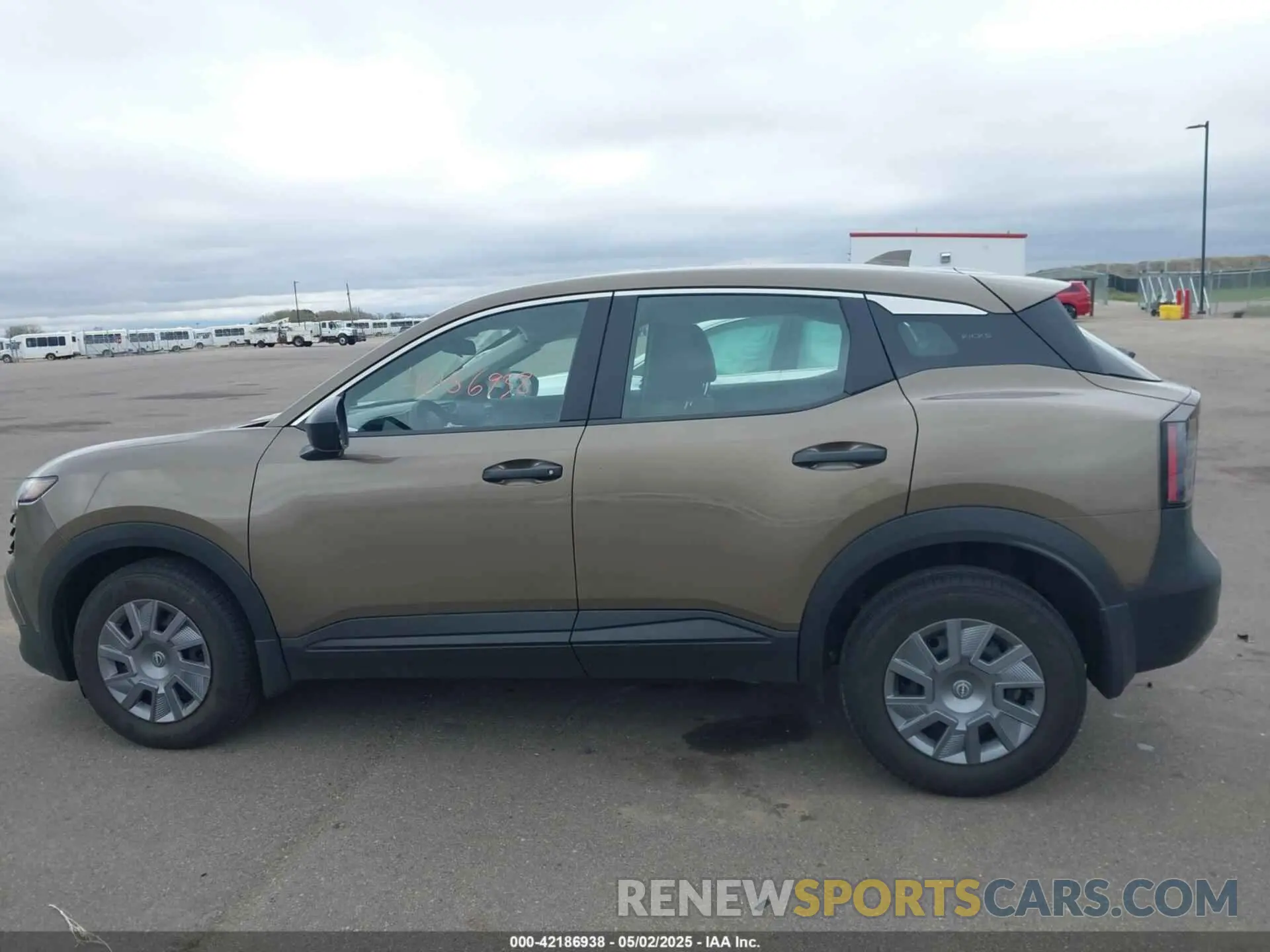 14 Фотография поврежденного автомобиля 3N8AP6BA0SL305890 NISSAN KICKS 2025