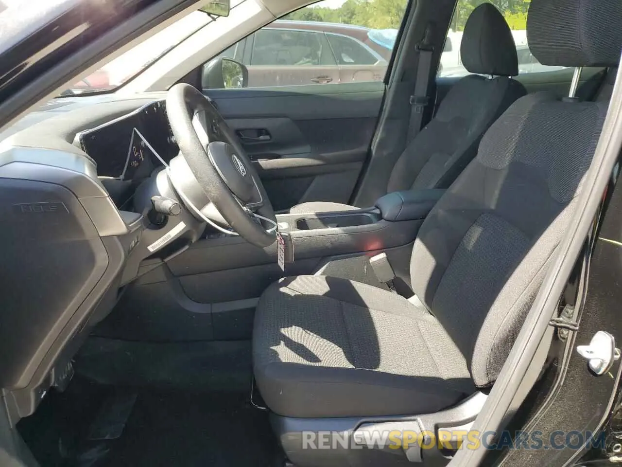 7 Photograph of a damaged car 3N8AP6BA2SL366707 NISSAN KICKS 2025