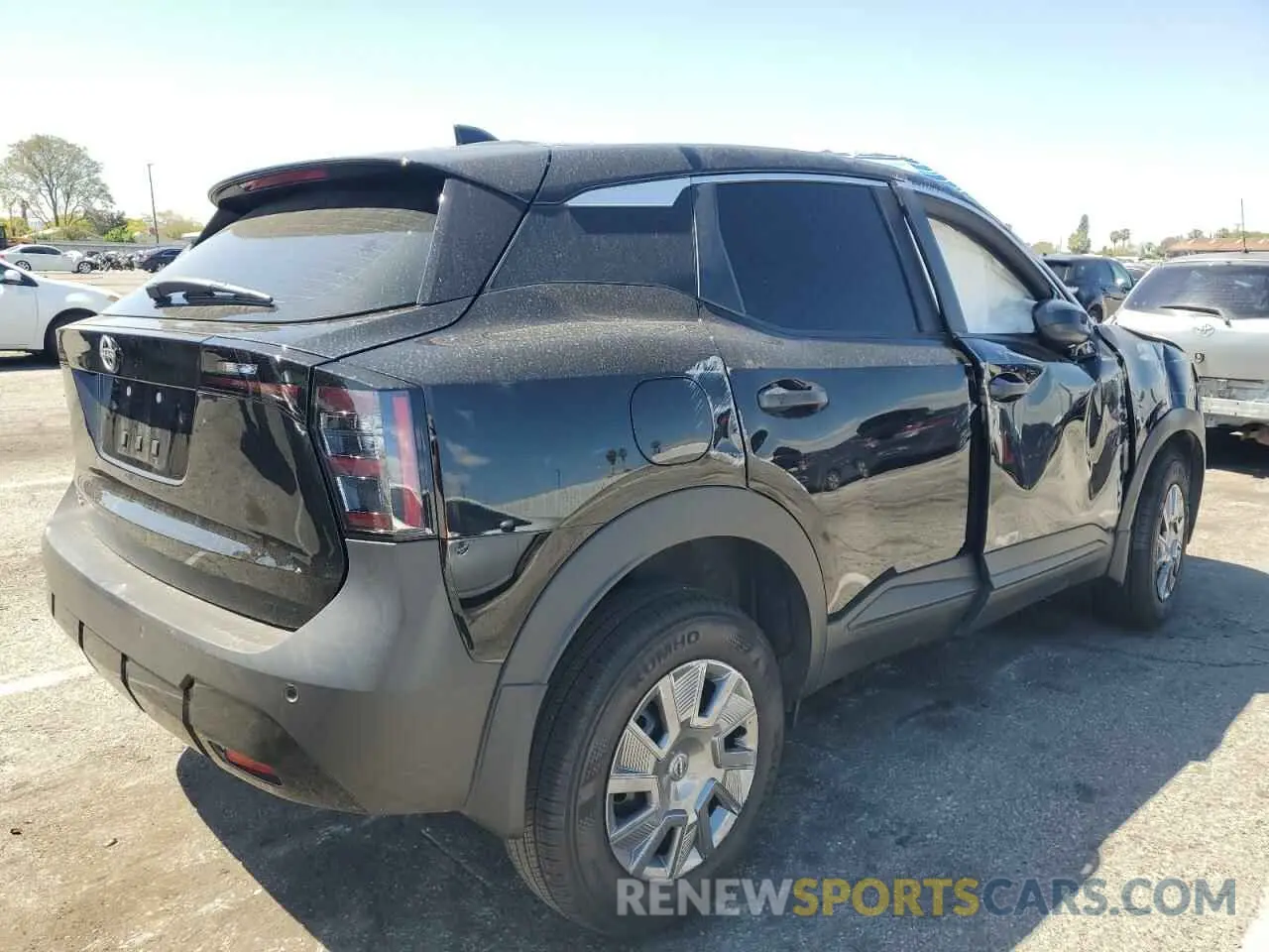 3 Photograph of a damaged car 3N8AP6BA3SL366215 NISSAN KICKS 2025