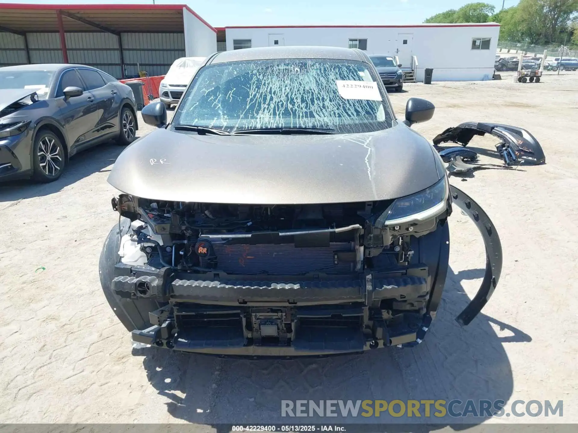 13 Фотография поврежденного автомобиля 3N8AP6BB1SL313392 NISSAN KICKS 2025