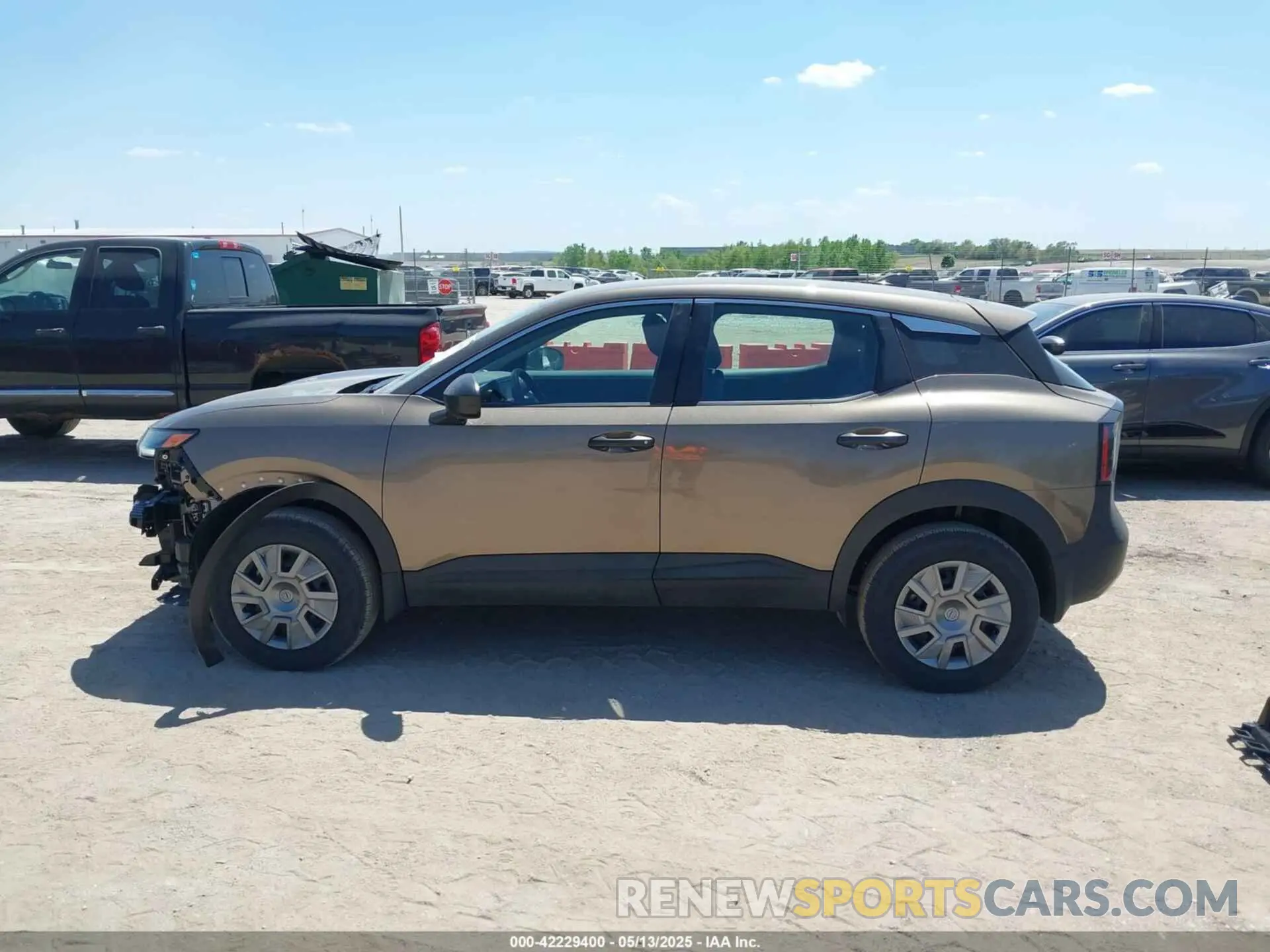 15 Фотография поврежденного автомобиля 3N8AP6BB1SL313392 NISSAN KICKS 2025