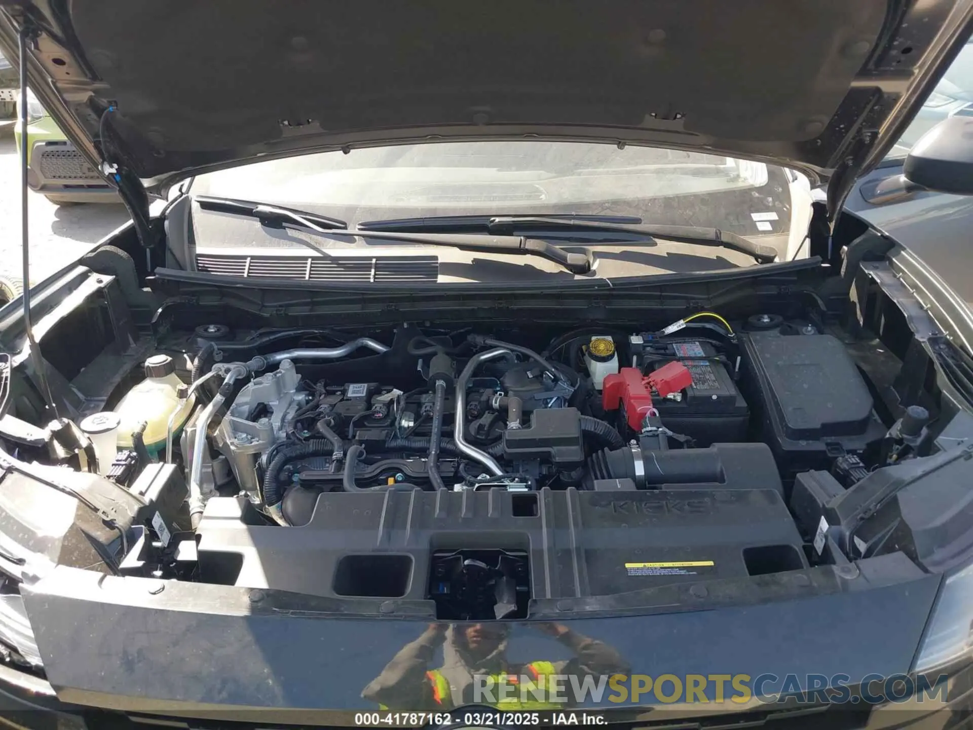 10 Photograph of a damaged car 3N8AP6BB1SL353214 NISSAN KICKS 2025