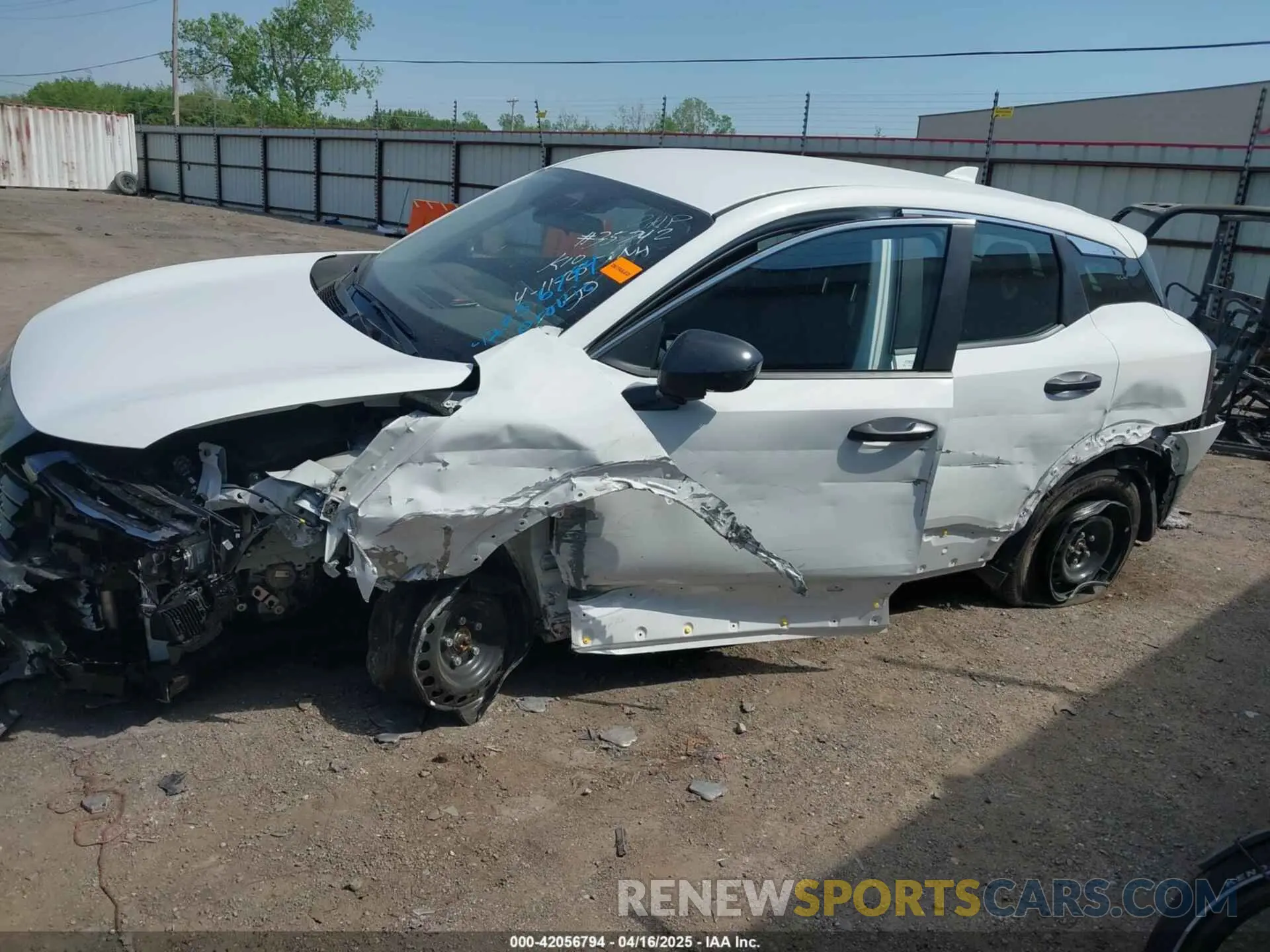 14 Photograph of a damaged car 3N8AP6BB2SL329343 NISSAN KICKS 2025