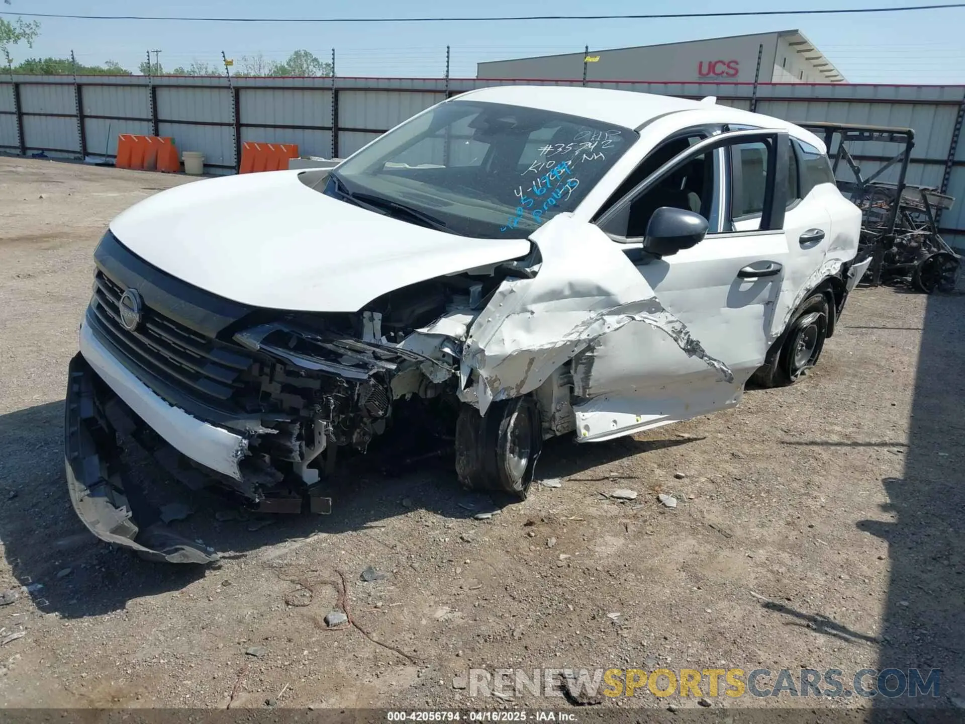 2 Photograph of a damaged car 3N8AP6BB2SL329343 NISSAN KICKS 2025