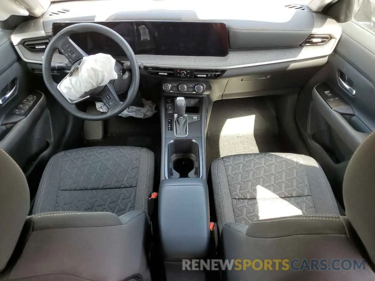 8 Photograph of a damaged car 3N8AP6CA5SL307455 NISSAN KICKS 2025