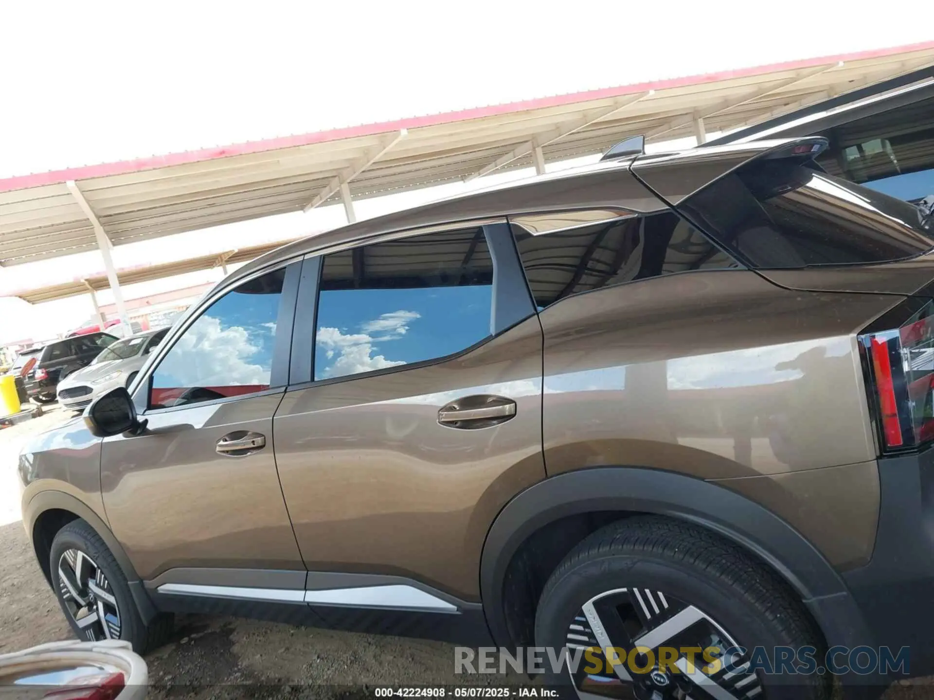 14 Фотография поврежденного автомобиля 3N8AP6CA7SL311796 NISSAN KICKS 2025