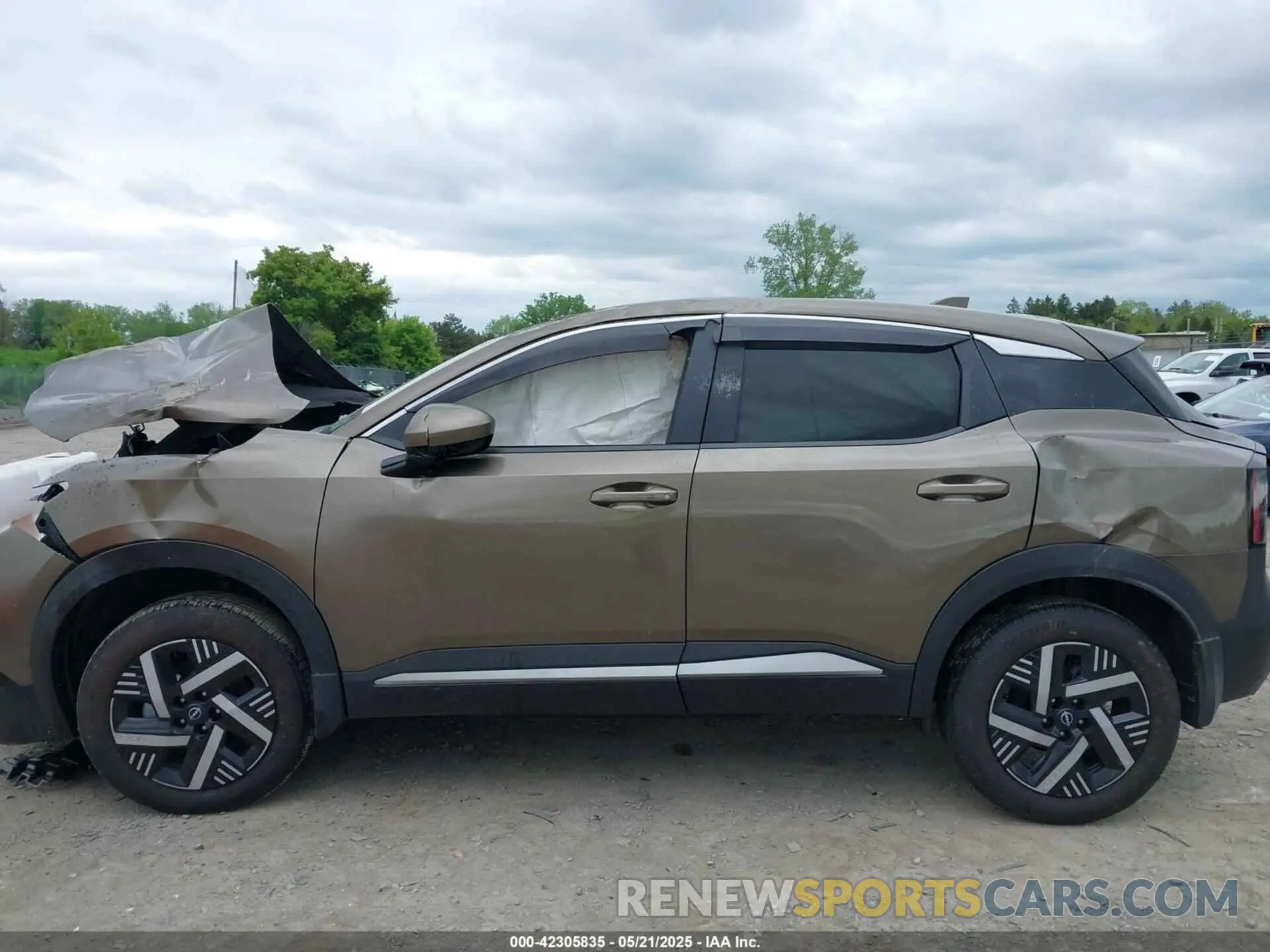 15 Фотография поврежденного автомобиля 3N8AP6CAXSL354013 NISSAN KICKS 2025