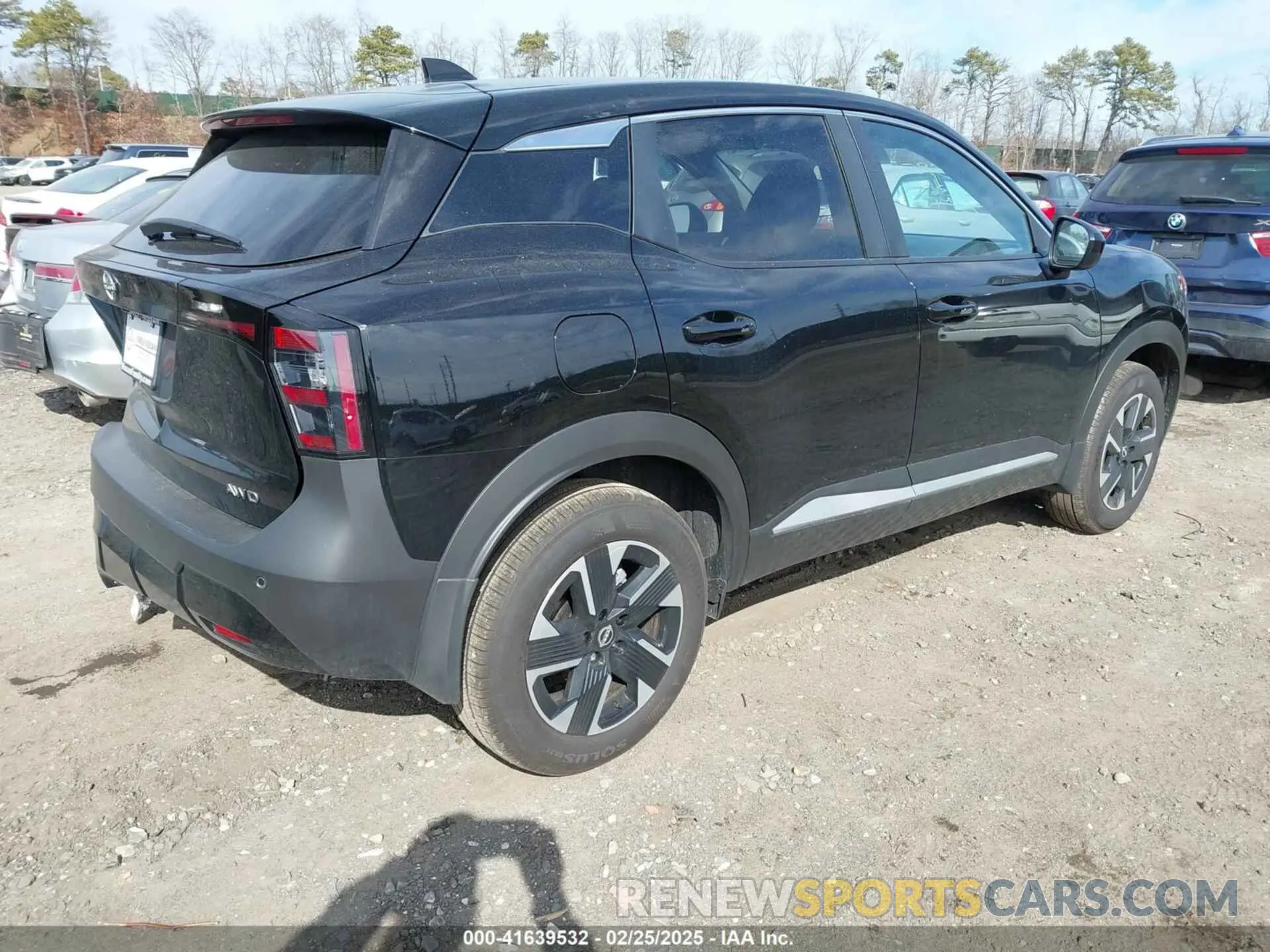 4 Фотография поврежденного автомобиля 3N8AP6CB0SL341585 NISSAN KICKS 2025