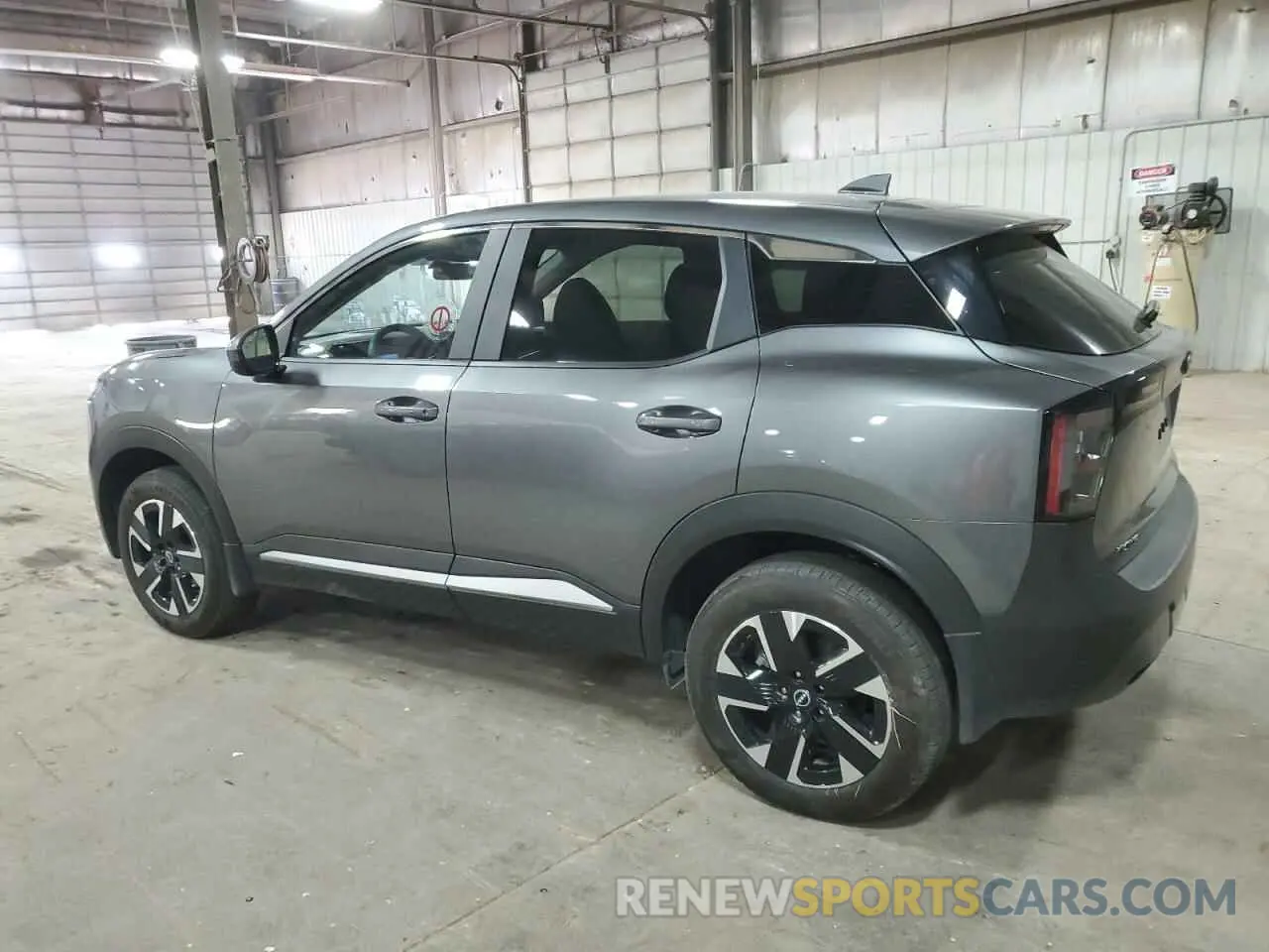 2 Фотография поврежденного автомобиля 3N8AP6CB5SL318447 NISSAN KICKS 2025