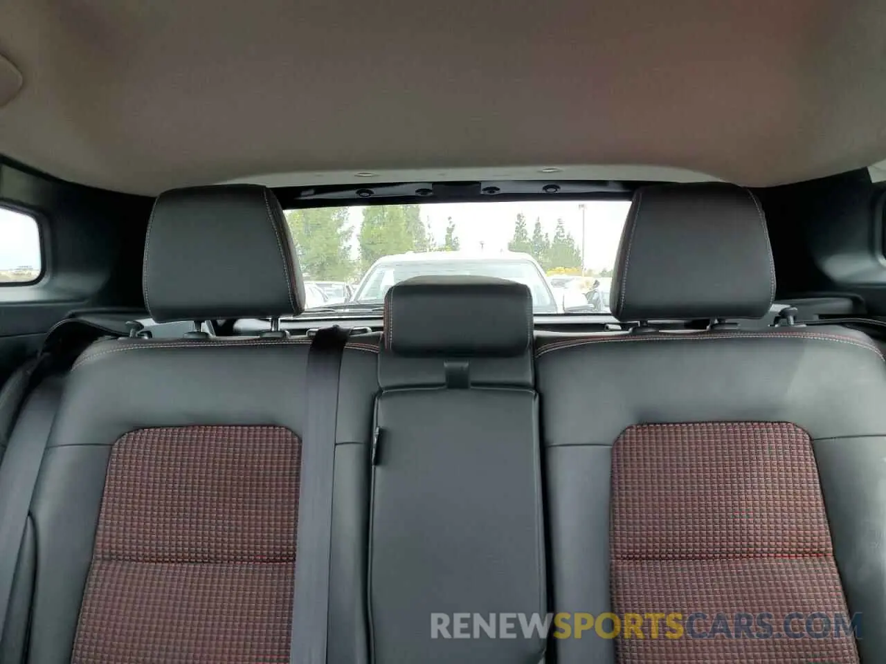 10 Фотография поврежденного автомобиля 3N8AP6DAXSL335220 NISSAN KICKS 2025