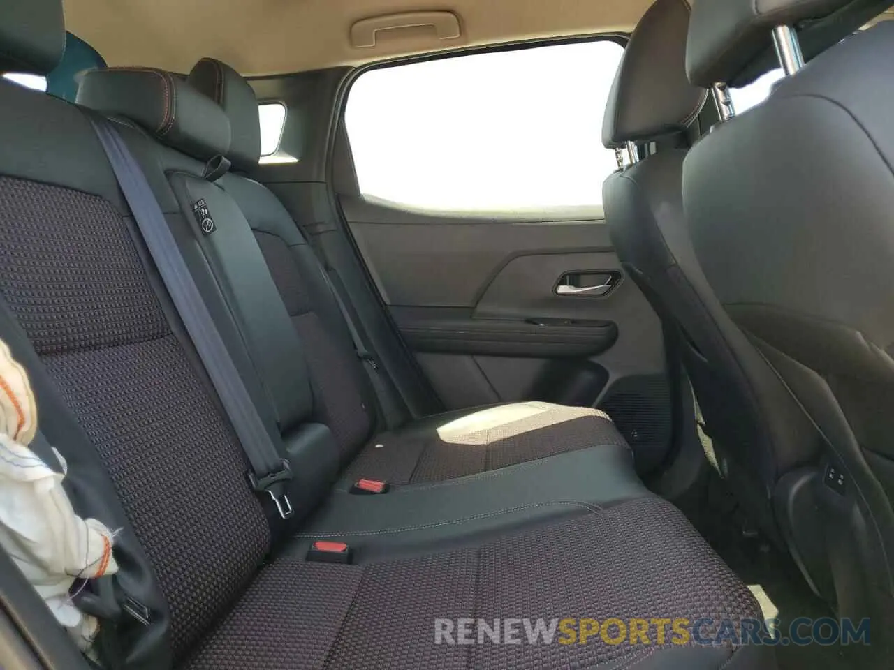 10 Photograph of a damaged car 3N8AP6DB9SL307126 NISSAN KICKS 2025