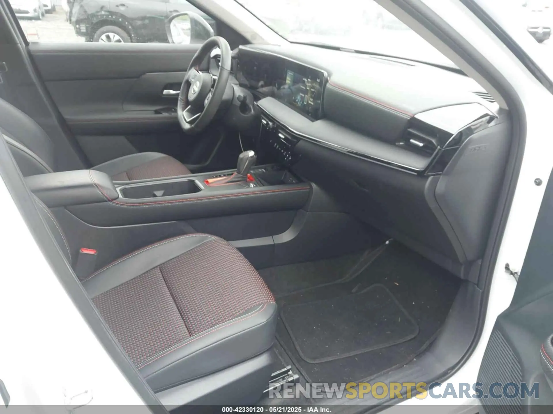 5 Photograph of a damaged car 3N8AP6DD8SL307166 NISSAN KICKS 2025