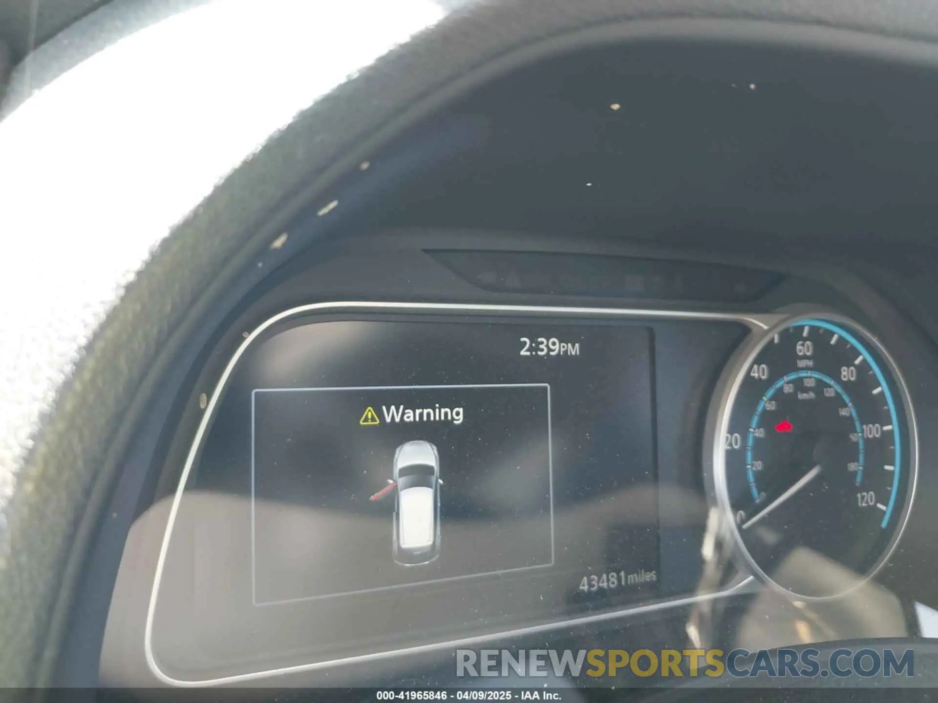 15 Фотография поврежденного автомобиля 1N4AZ1CP2KC314569 NISSAN LEAF 2019