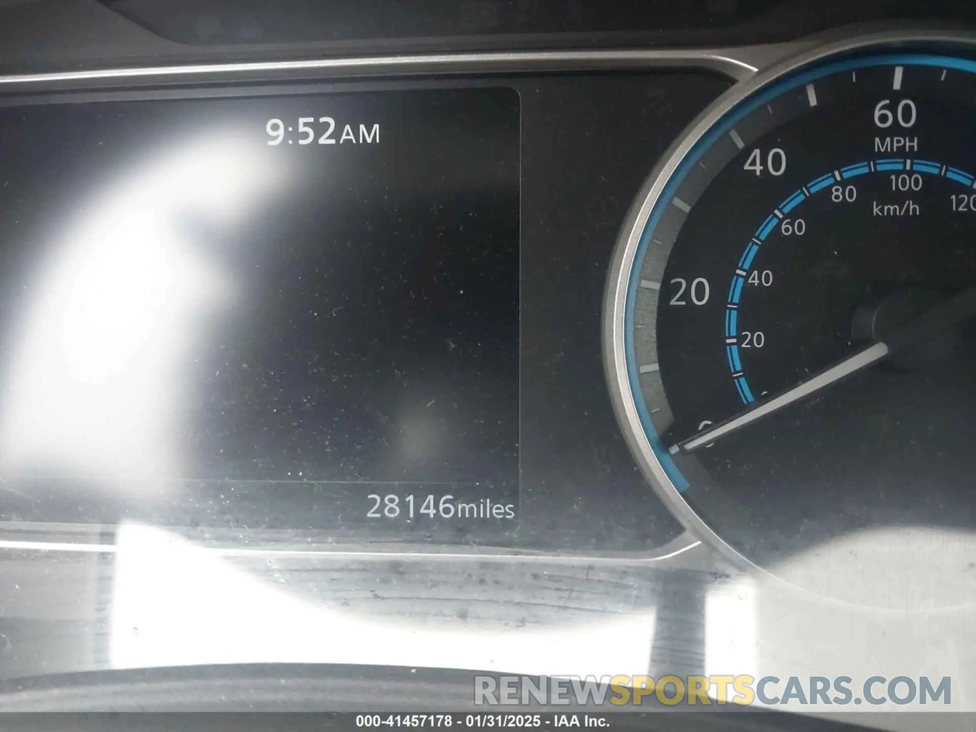 15 Photograph of a damaged car 1N4AZ1CP2KC321523 NISSAN LEAF 2019