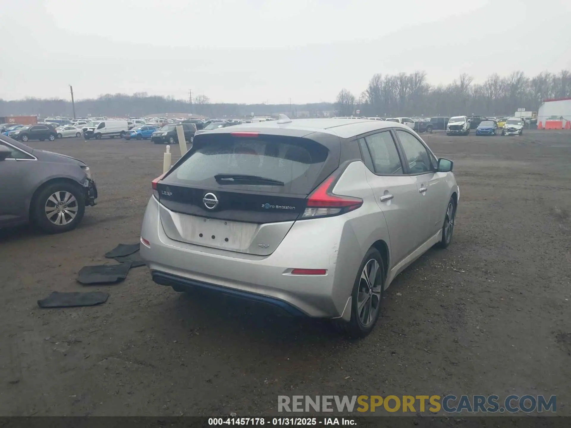 4 Photograph of a damaged car 1N4AZ1CP2KC321523 NISSAN LEAF 2019