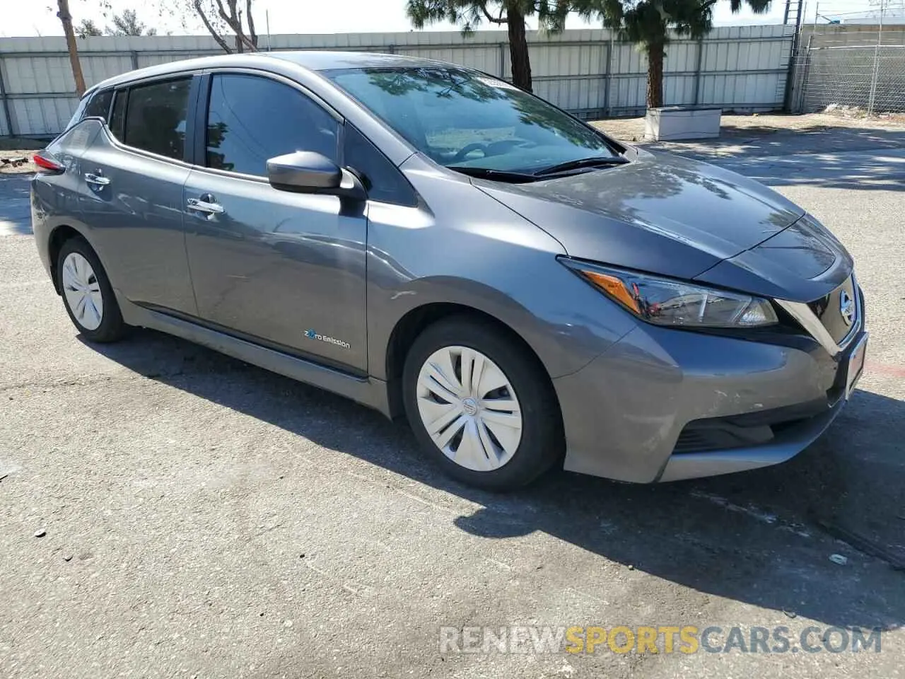 4 Photograph of a damaged car 1N4AZ1CP3KC300289 NISSAN LEAF 2019