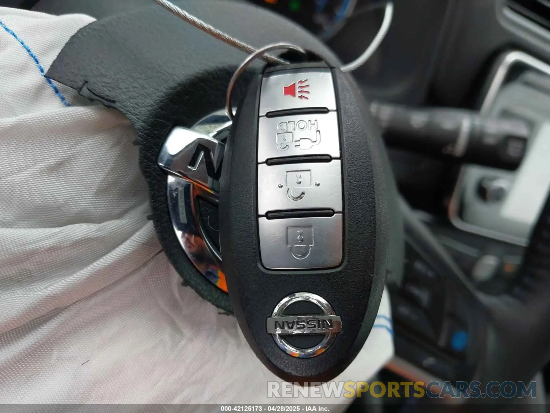 11 Photograph of a damaged car 1N4AZ1CP3KC302625 NISSAN LEAF 2019