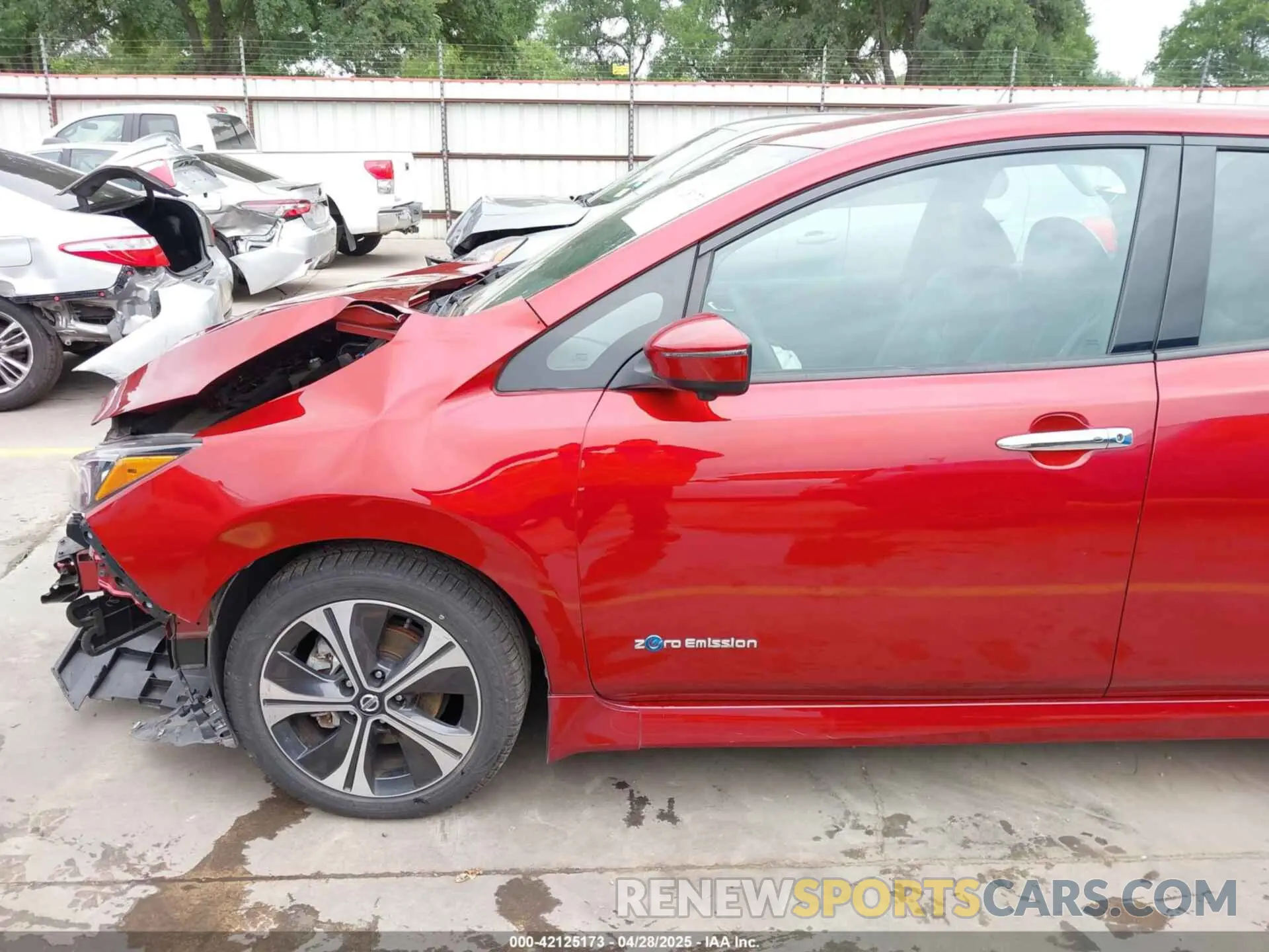 20 Photograph of a damaged car 1N4AZ1CP3KC302625 NISSAN LEAF 2019