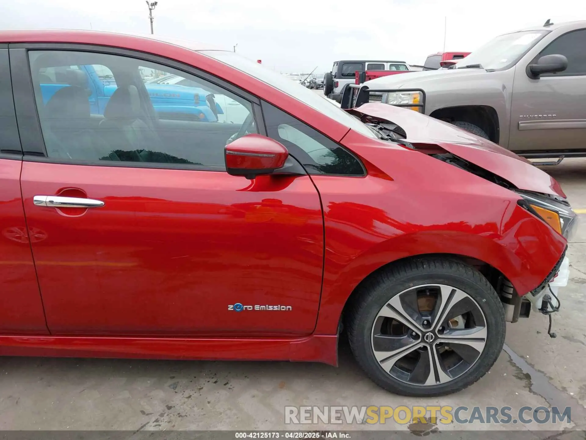 23 Photograph of a damaged car 1N4AZ1CP3KC302625 NISSAN LEAF 2019